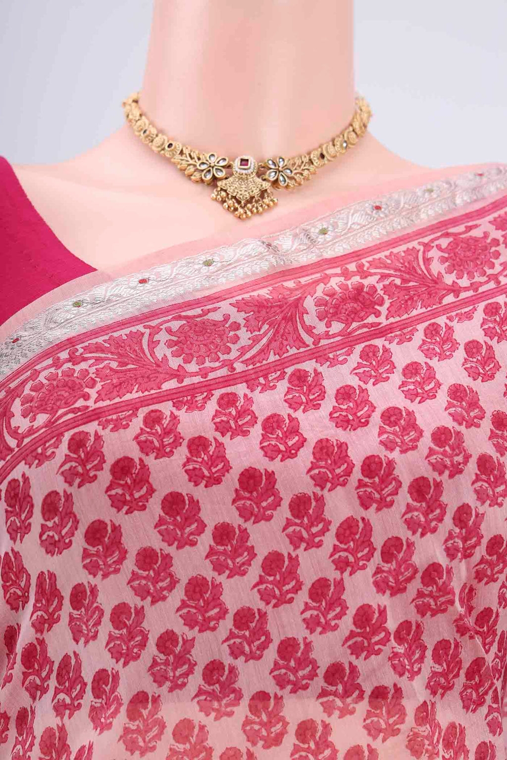 Border image of Rose pink Chanderi Silk Saree with Floral Print on the body and Zari Border. 
