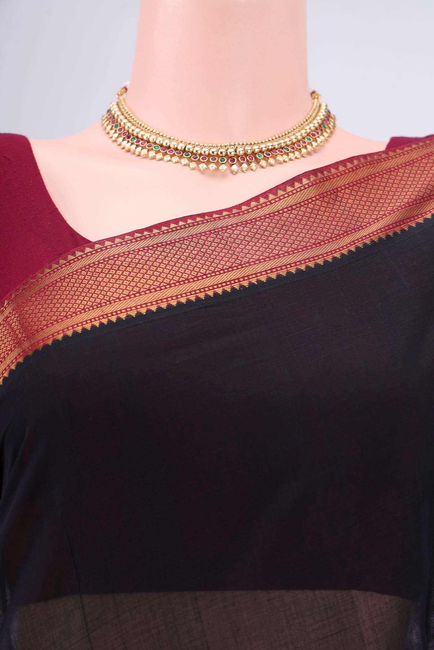 Border image of Black Mangalagiri Cotton Saree with Plain Body and Zari Border. 