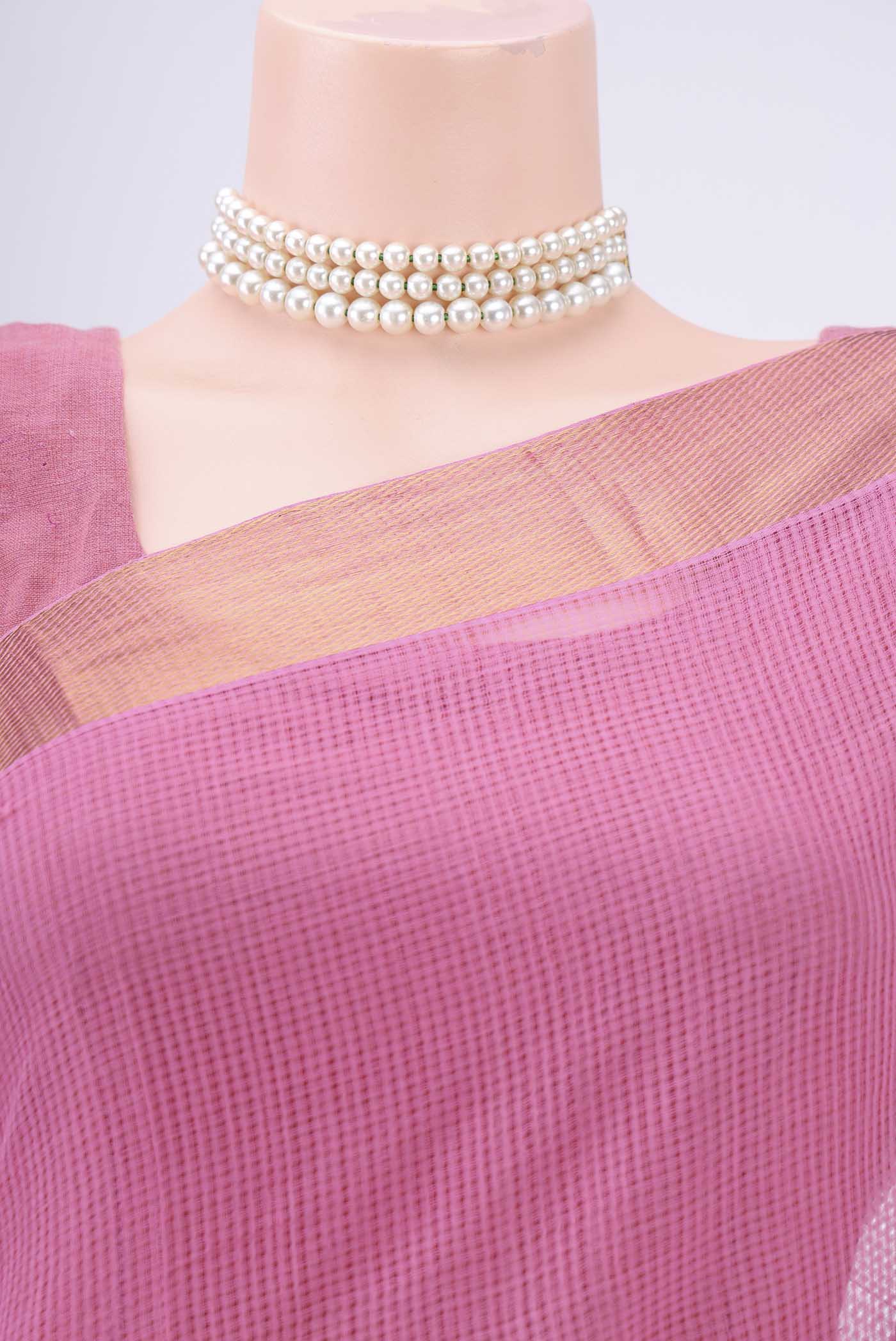 Border image of Rose pink Mangalagiri Cotton Saree with Plain Body and Zari Border. 