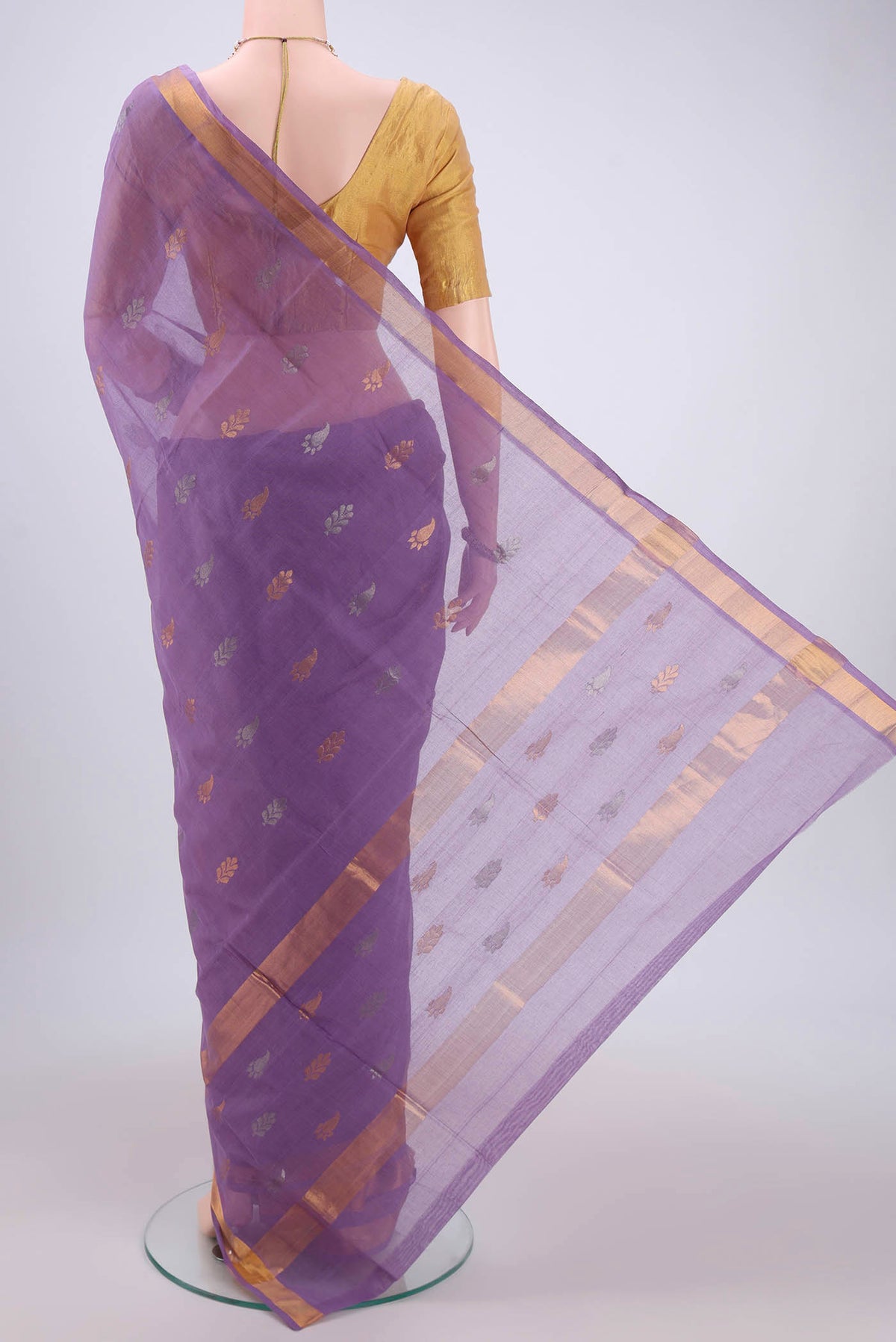 Flat view of Mauve Venkatagiri Cotton Saree with Zari Butta on the body and Zari Border. 