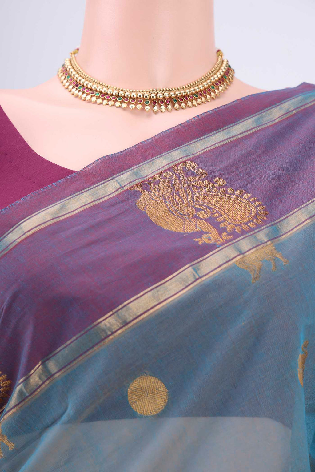 Border image of Light Blue Coimbatore Cotton Saree with Zari Butta on the body and Zari Border. 
