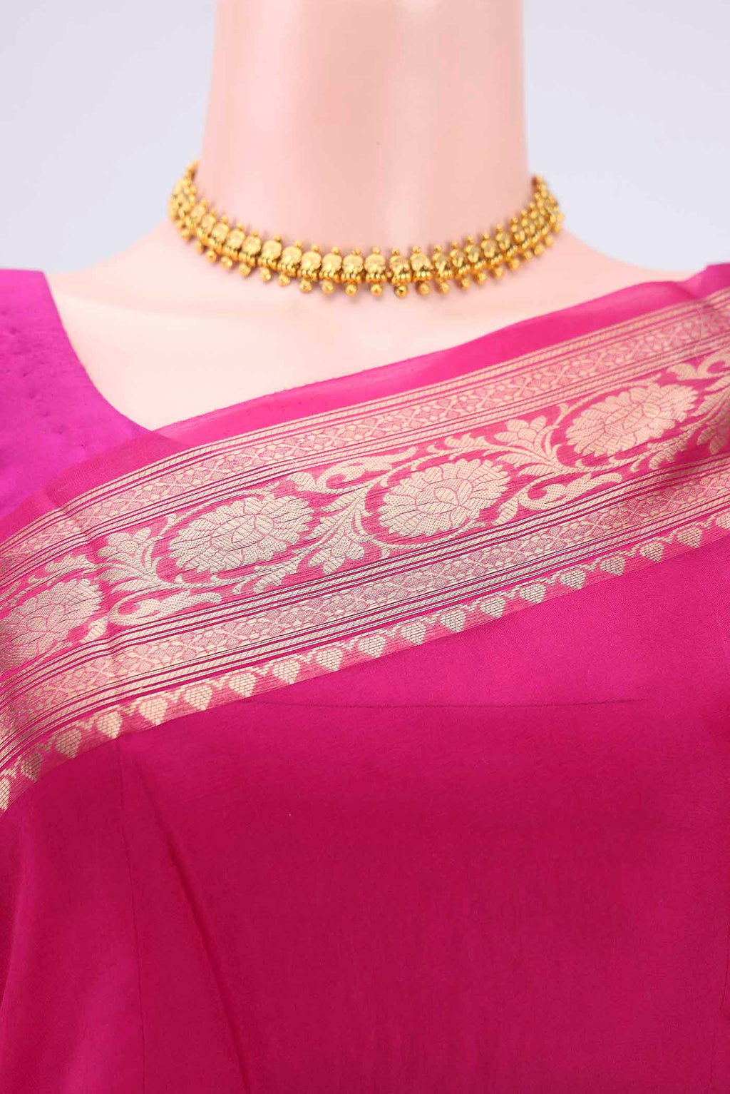 Border image of Pink Organza Silk Saree with Plain Body and Zari Border. 
