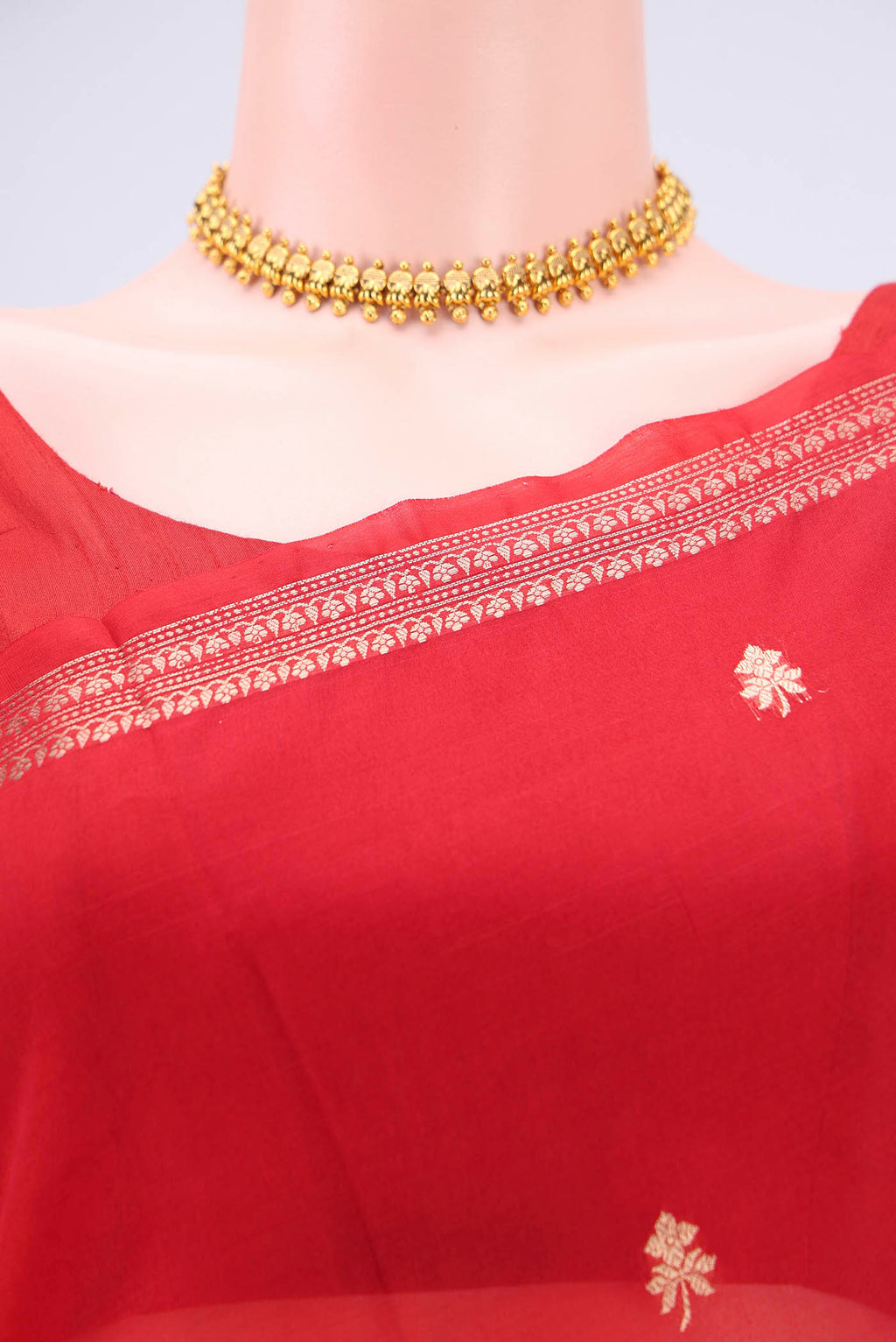 Border image of Red Organza Silk Saree with Plain Body and Zari Border. 