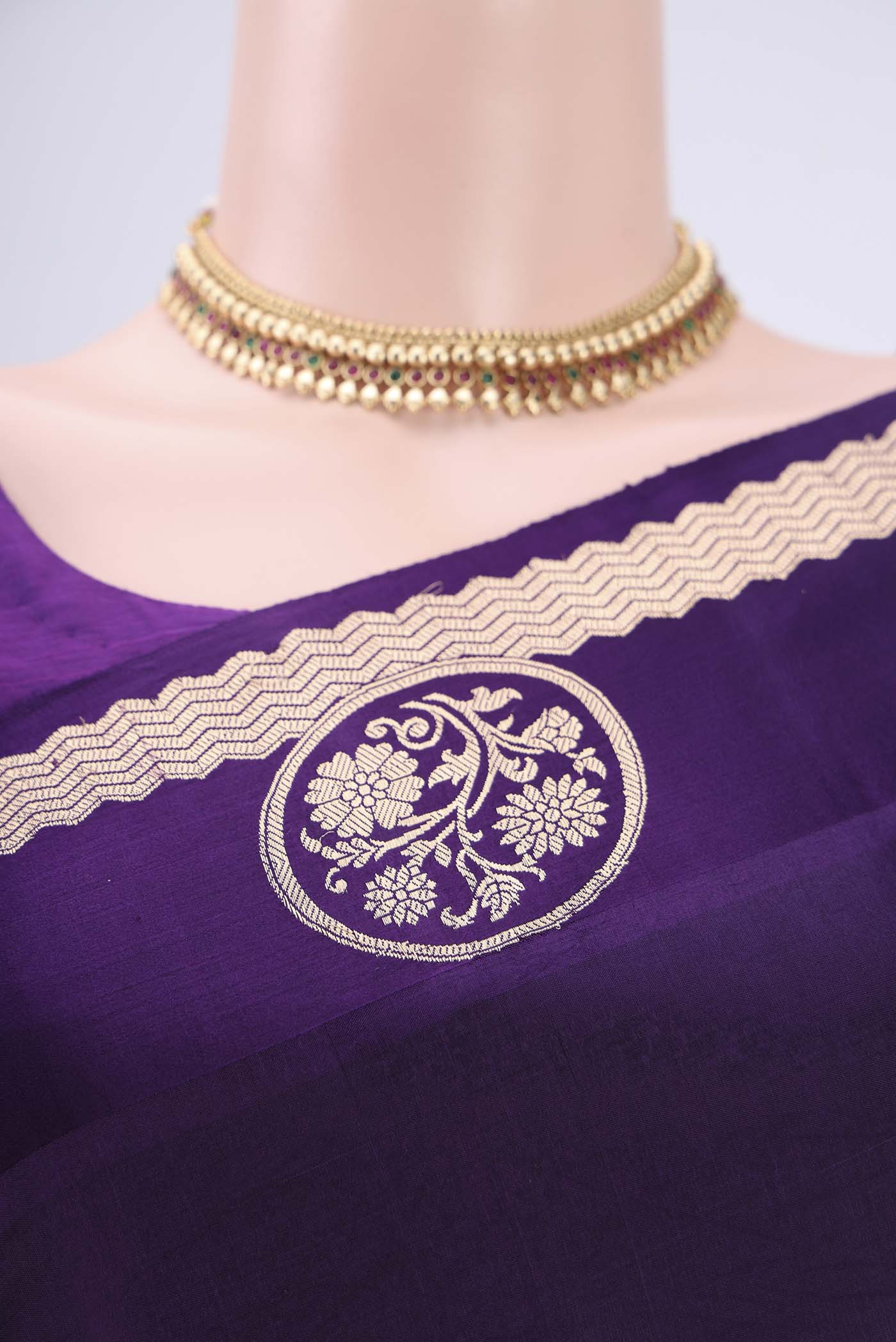 Border image of Purple Banarasi Katan Silk Saree with Zari Butta on the body and Zari Border. 