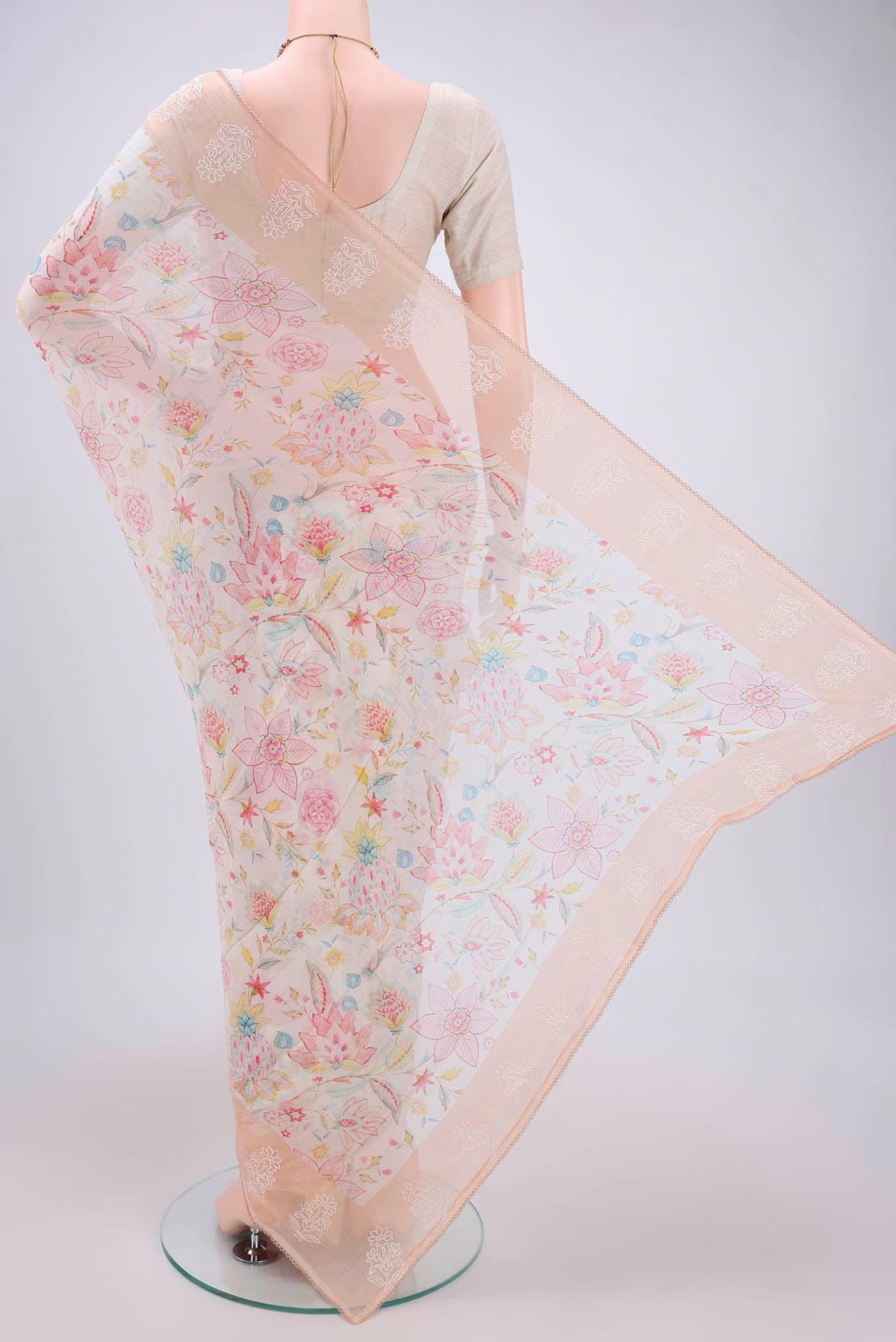 Flat view of Off White Mysore Chiffon Saree with Checked design on the body and Thread Border. 