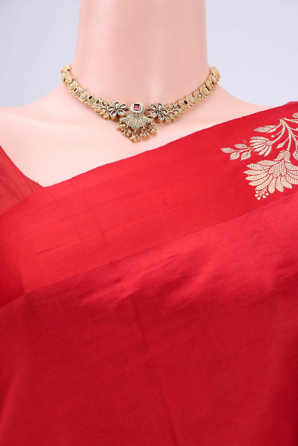 Border image of Red Banarasi Katan Silk Saree with Zari Butta on the body and Zari Border. 