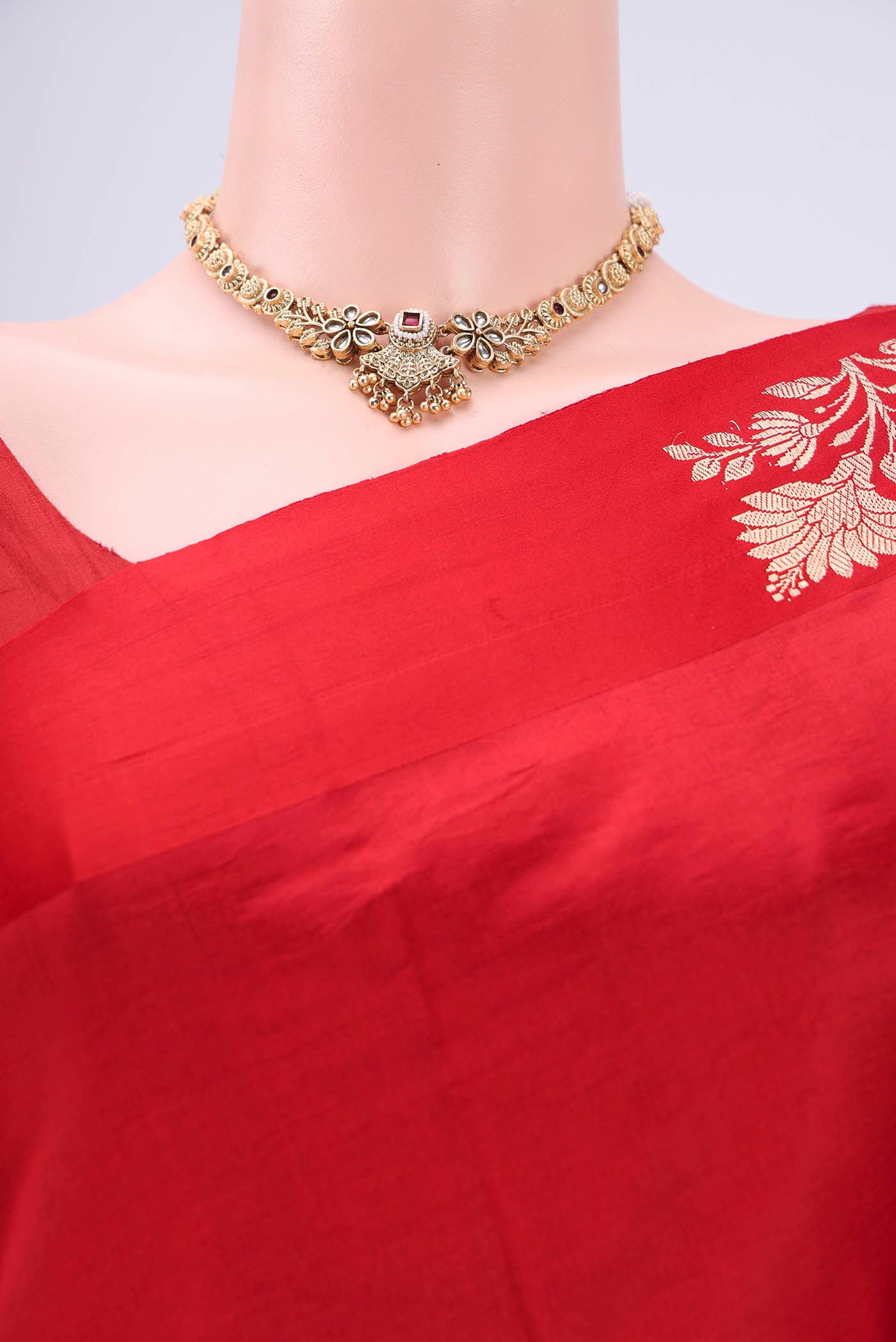 Border image of Red Banarasi Katan Silk Saree with Zari Butta on the body and Zari Border. 