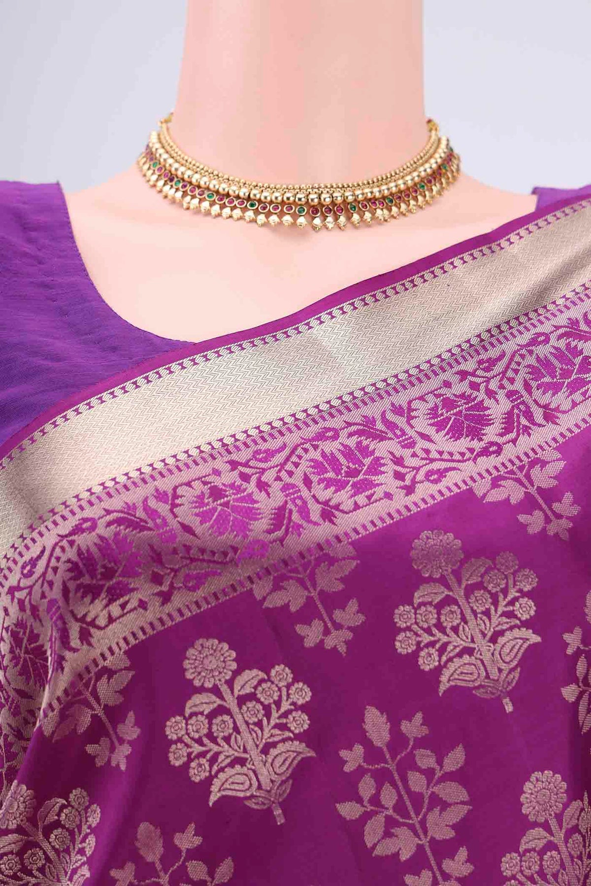 Border image of Purple Dual Tone Soft Silk Saree with Zari Brocade on the body and Zari Border. 