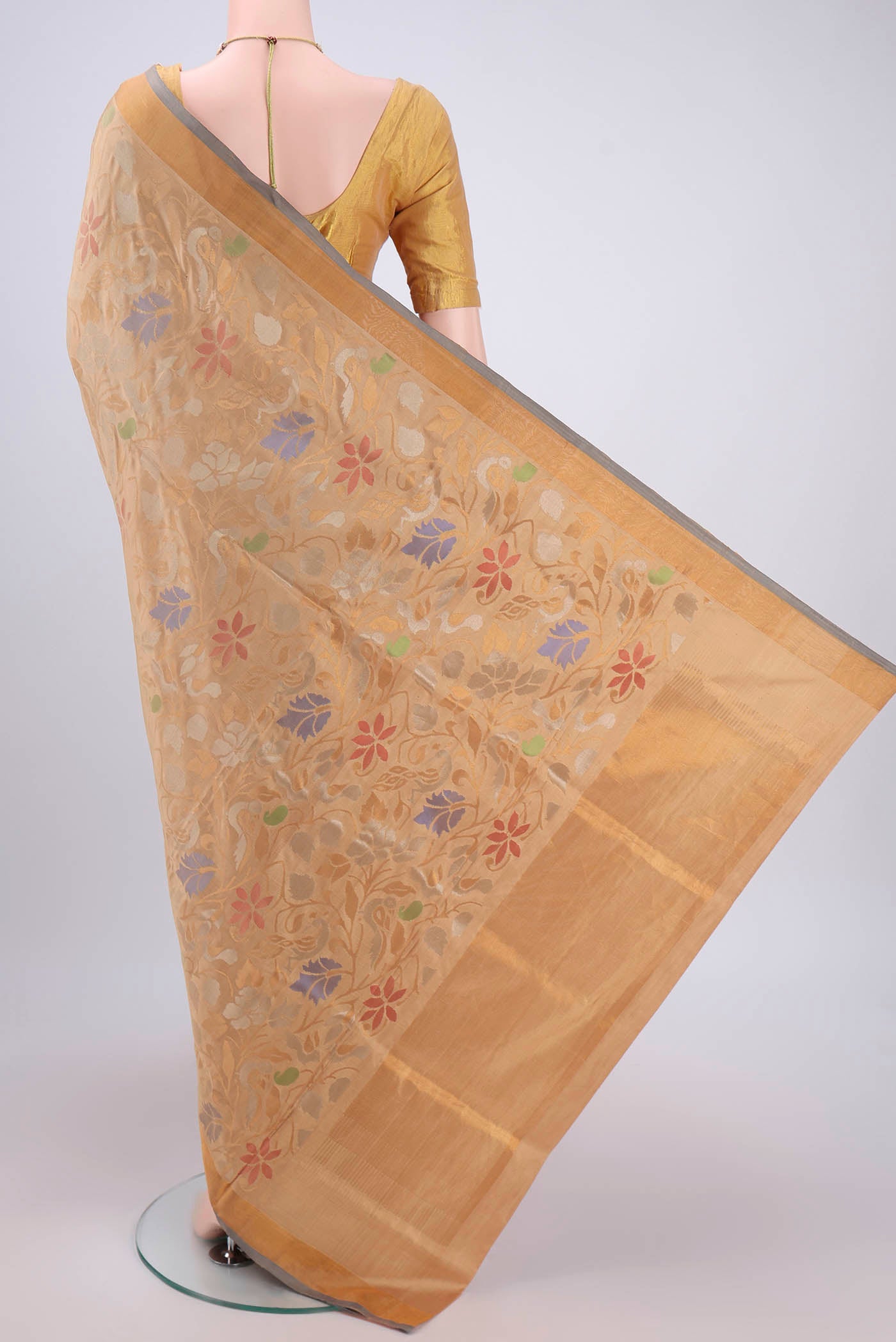 Flat view of Beige Uppada Silk Saree with Jamdani on the body and Zari Border. 
