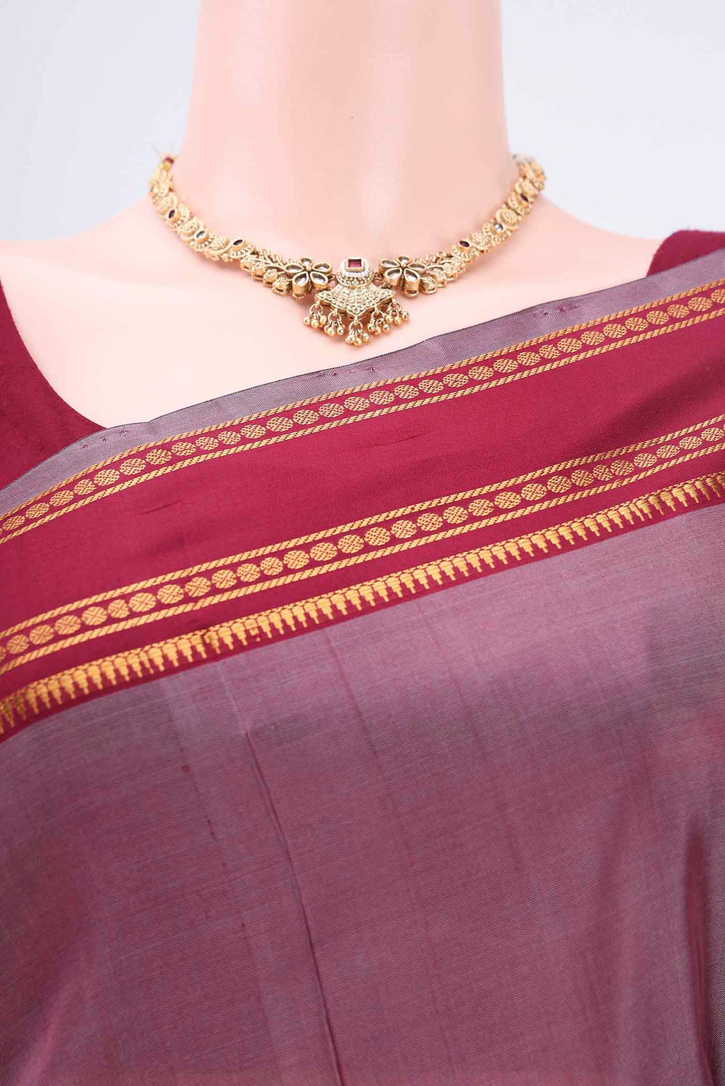 Border image of Davys Grey Dual Tone Uppada Silk Saree with Zari Butta on the body and Zari Border. 