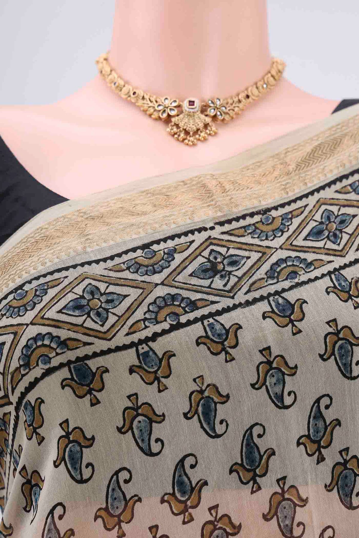 Border image of Beige Chanderi Silk Cotton Saree with Ajrakh Print on the body and Zari Border. 