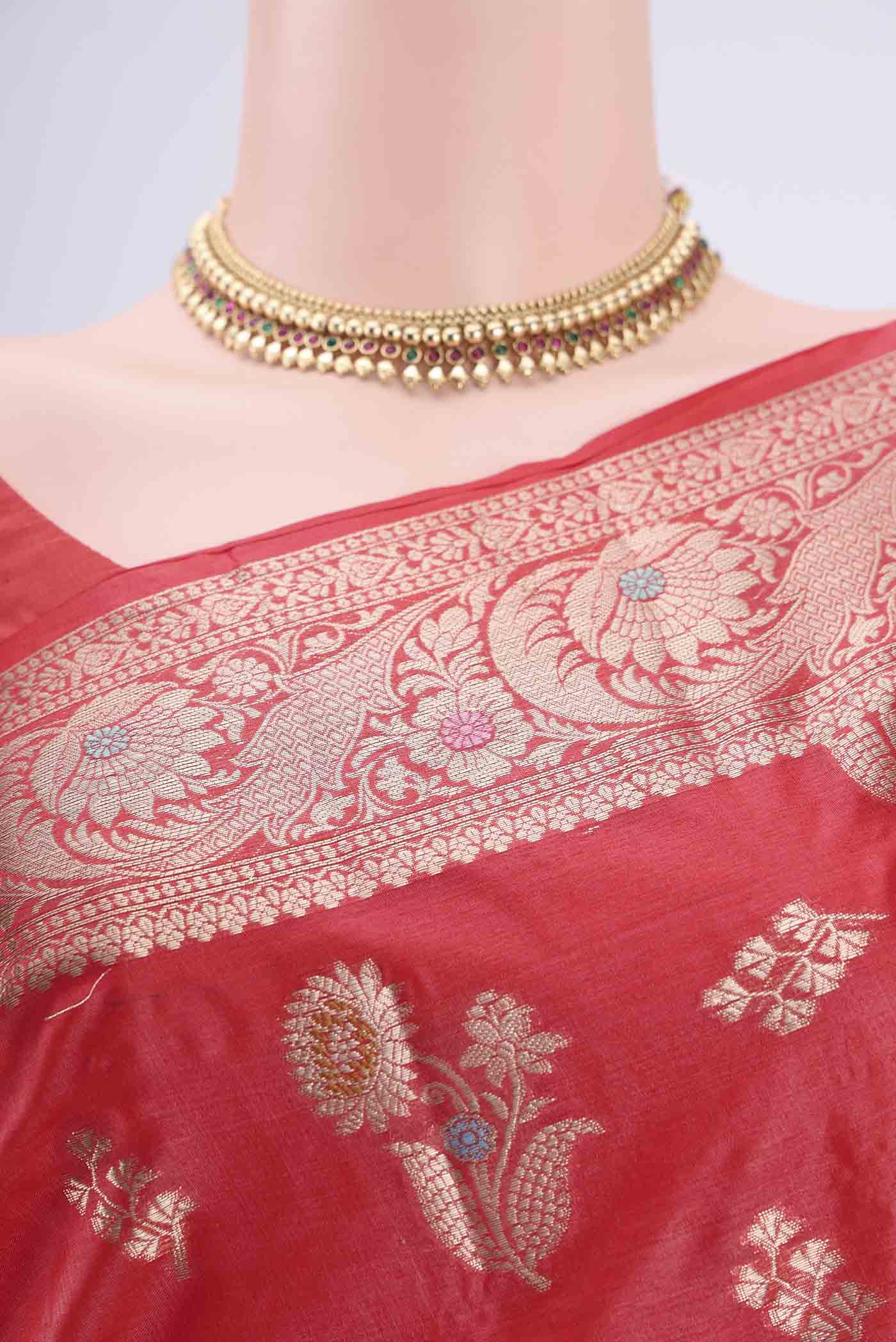 Border image of Imperial Red Banarasi Tussar Silk Saree with Zari And Thread Butta on the body and Zari And Thread Border. 