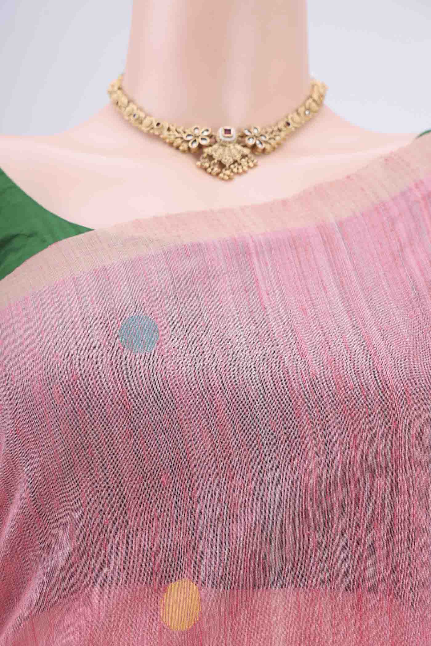 Border image of Pink Tussar Saree with Jamdani on the body and Thread Border. 