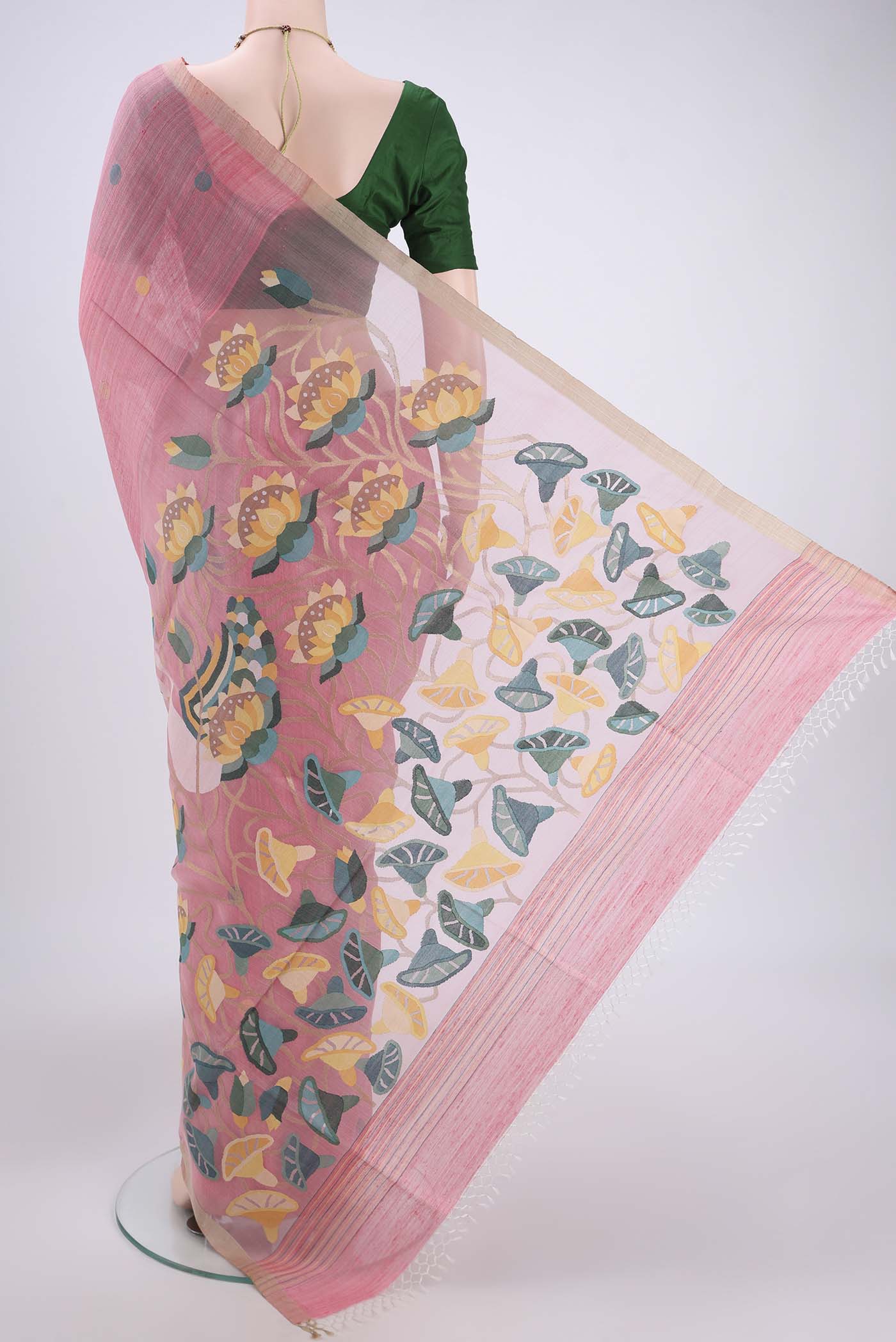 Flat view of Pink Tussar Saree with Jamdani on the body and Thread Border. 