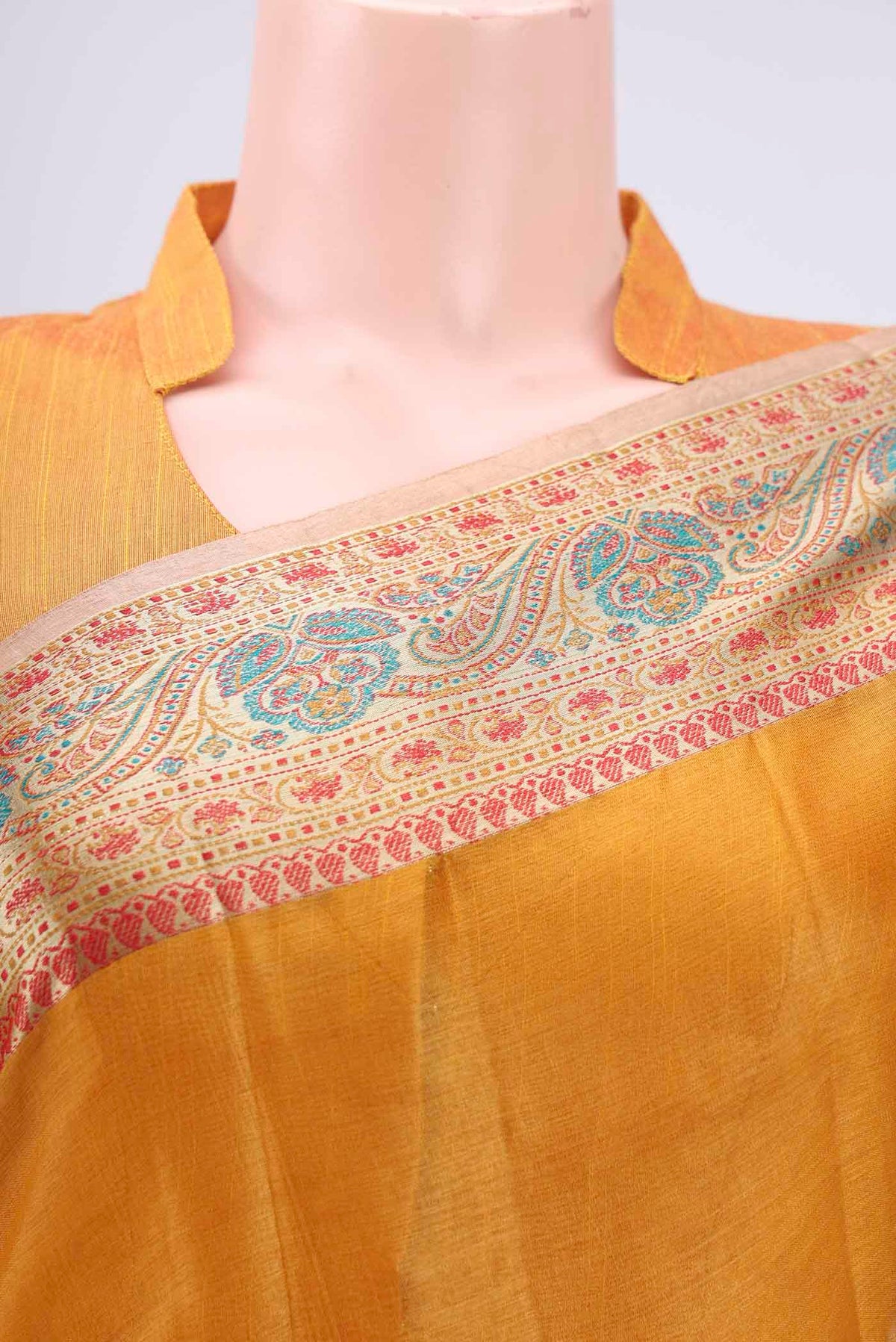 Border image of Mustard Banarasi Tussar Silk Saree with Plain Body and Zari And Thread Border. 