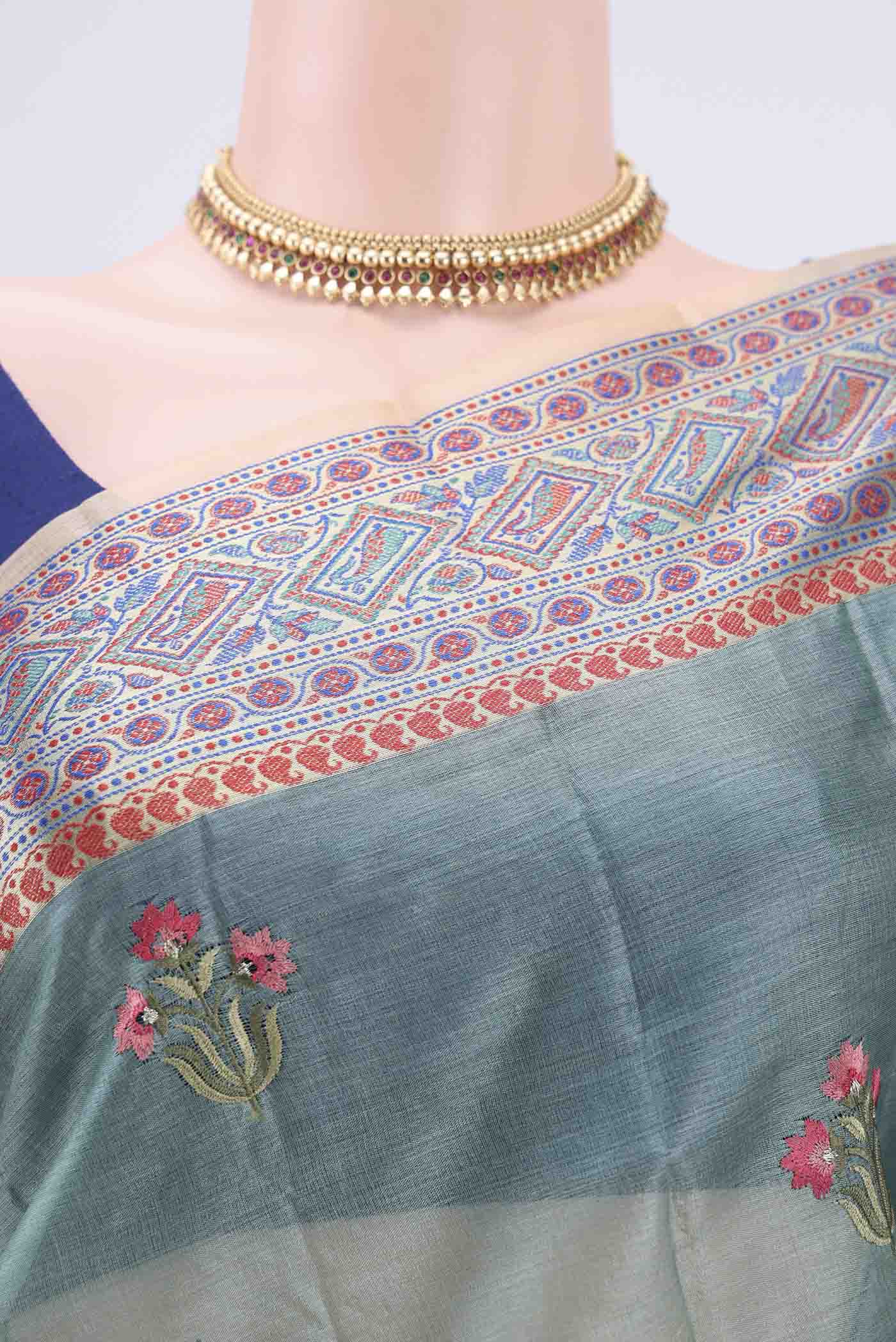 Border image of Sea Green Banarasi Tussar Silk Saree with Zari Butta on the body and Zari And Thread Border. 