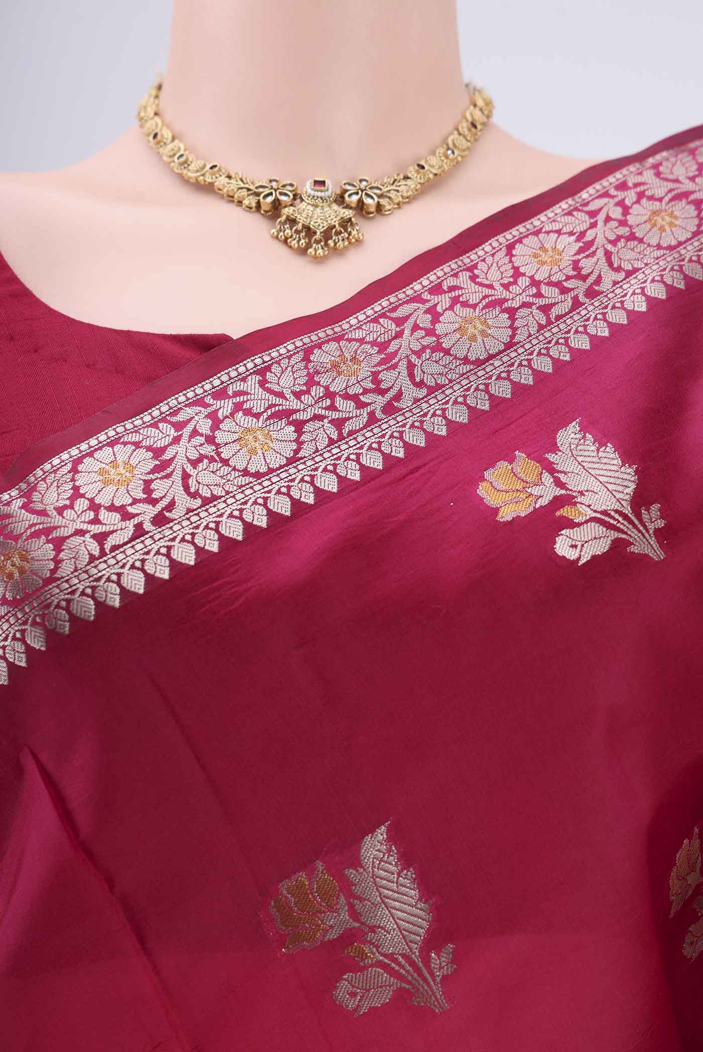 Border image of Dark Pink Banarasi Raw Silk Saree with Zari Butta on the body and Zari Border. 