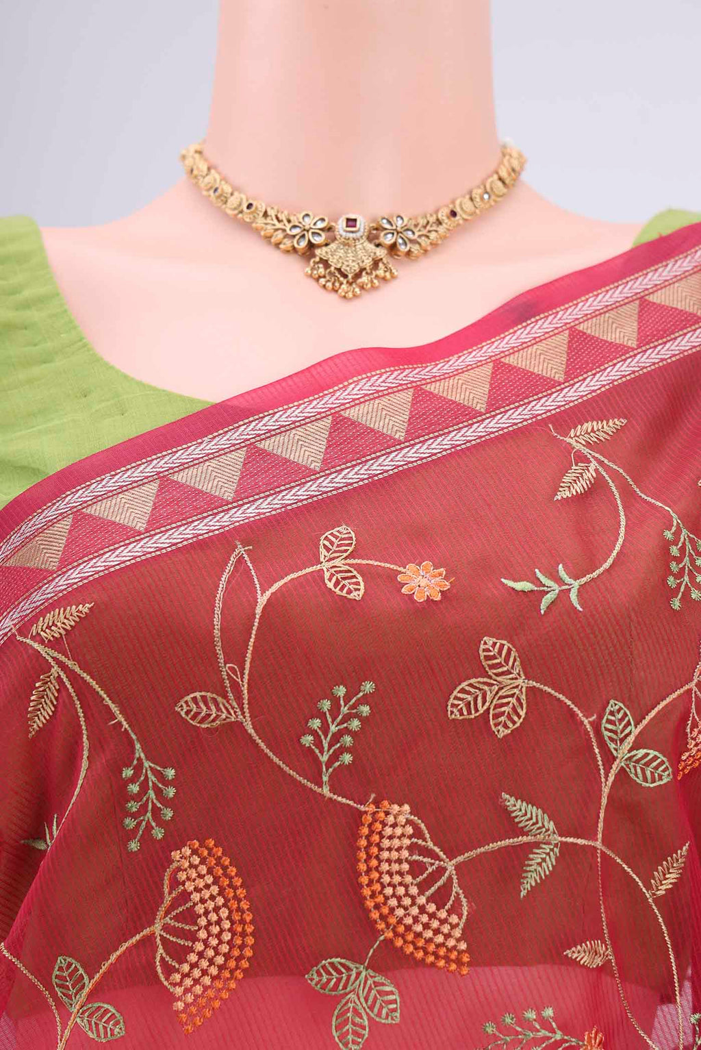 Border image of Dark Pink Blended Kota Cotton Saree with Embroidery on the body and Zari Border. 
