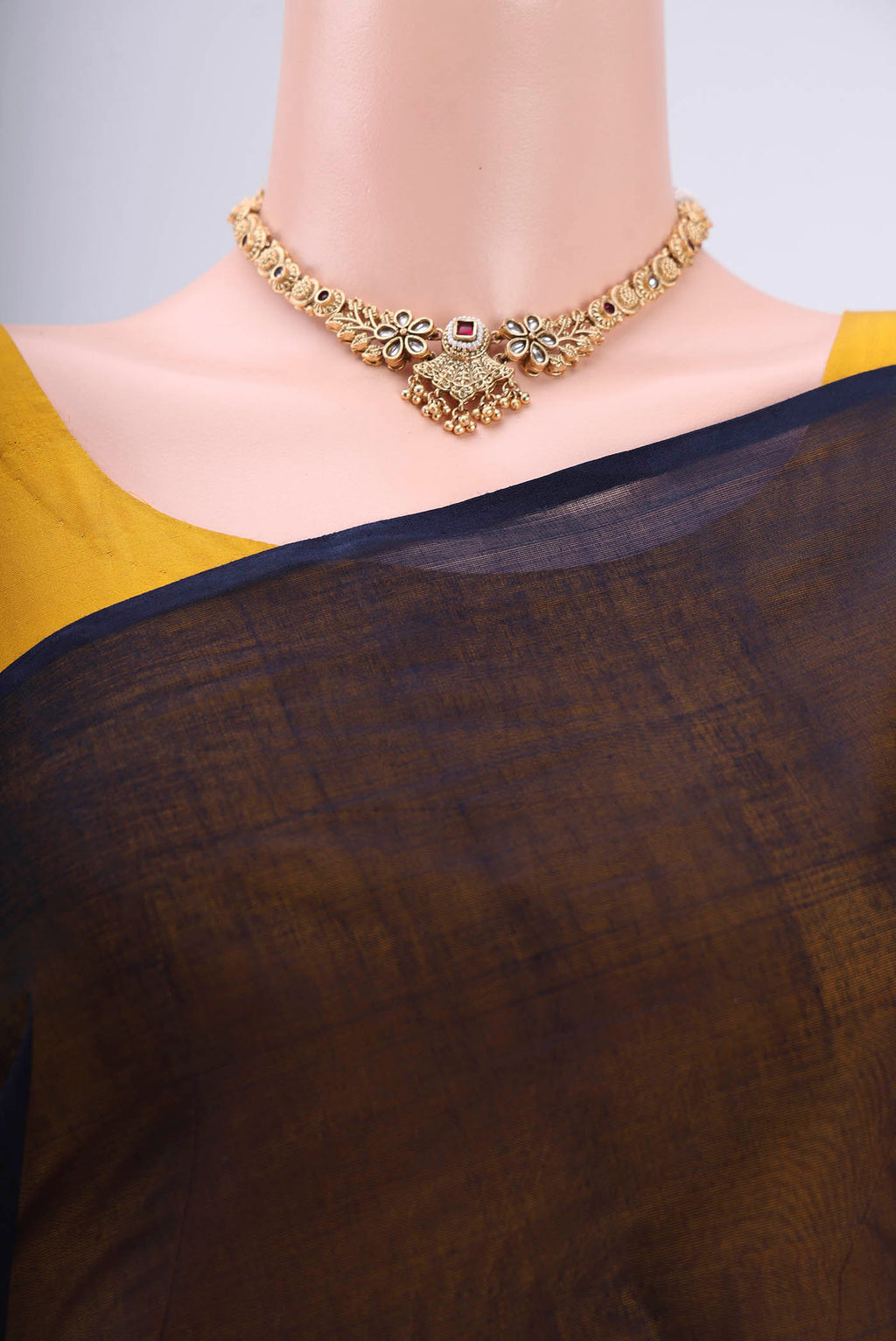 Border image of Dark Blue Kanchi Cotton Saree with Checked design on the body and Zari Border. 