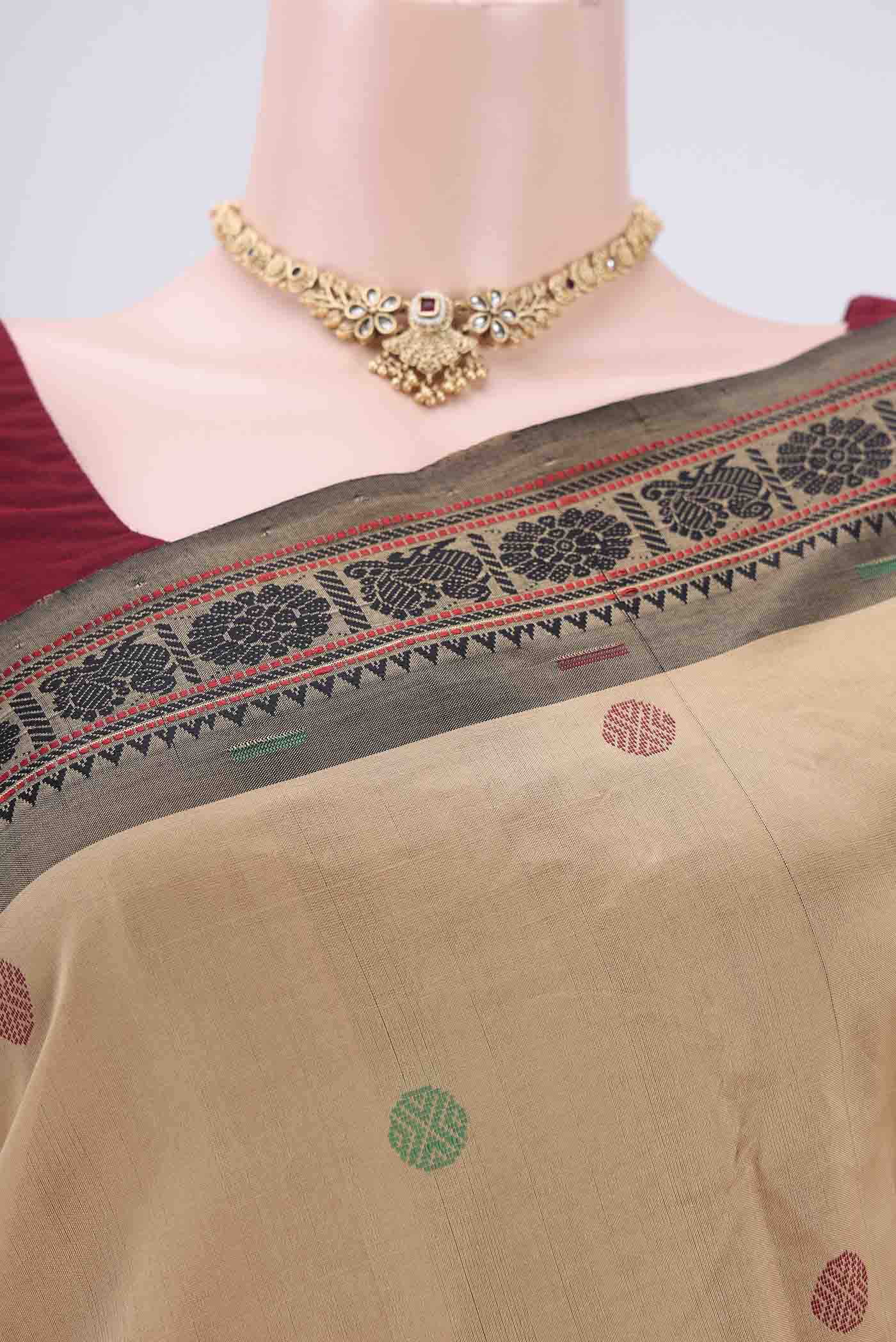 Border image of Beige Blended Poly Cotton Saree with Thread Butta on the body and Thread Border. 