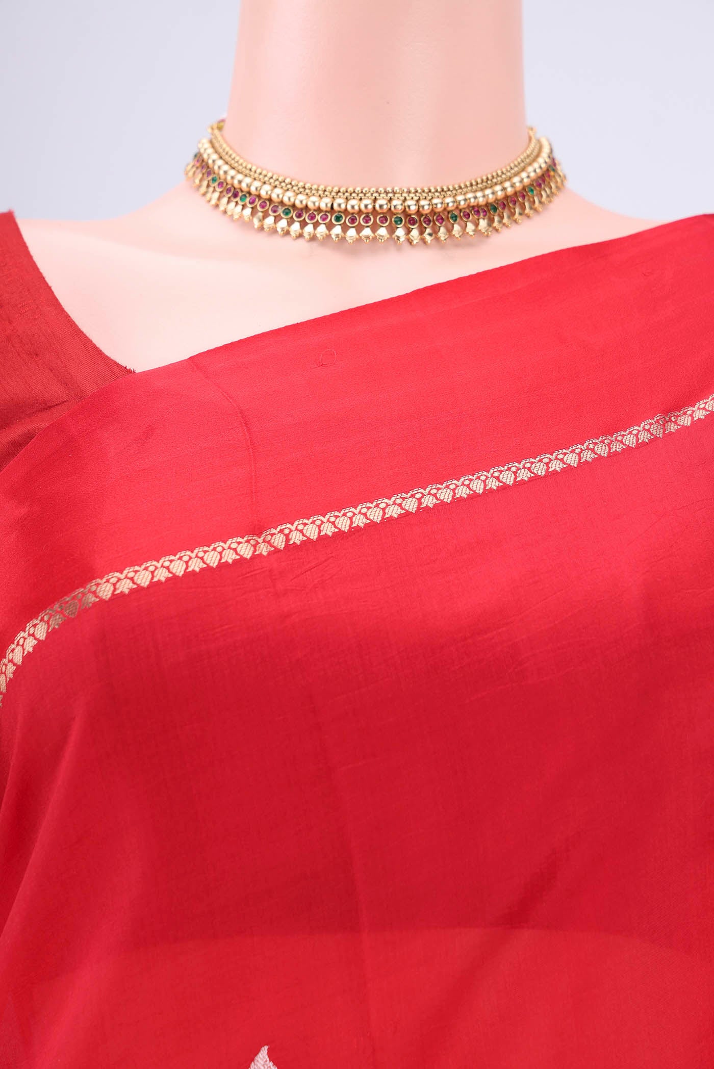 Border image of Red Banarasi Katan Silk Saree with Zari Butta on the body and Zari Border. 