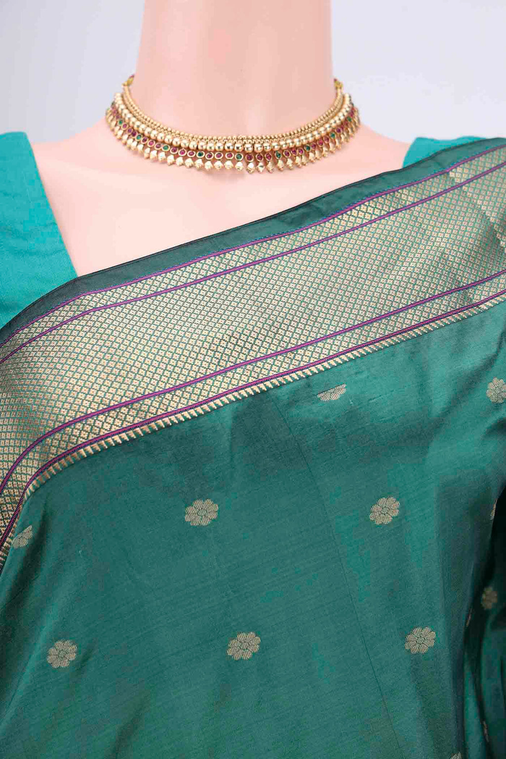 Border image of Sea Green Blended Bangalore Silk Saree with Zari Butta on the body and Paithani Border. 