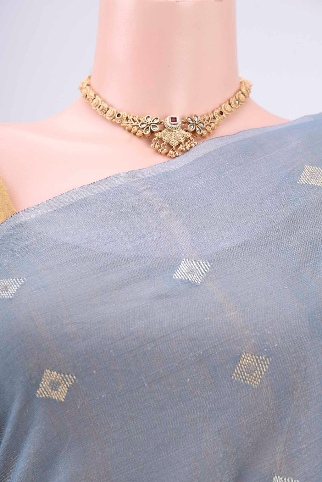 Border image of Sky Blue MP Tussar Saree with Zari Butta on the body and Zari Border. 