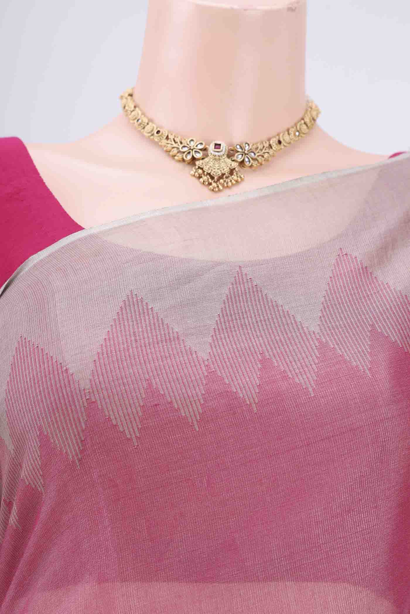 Border image of Pink MP Tussar Saree with Plain Body and Temple Border. 
