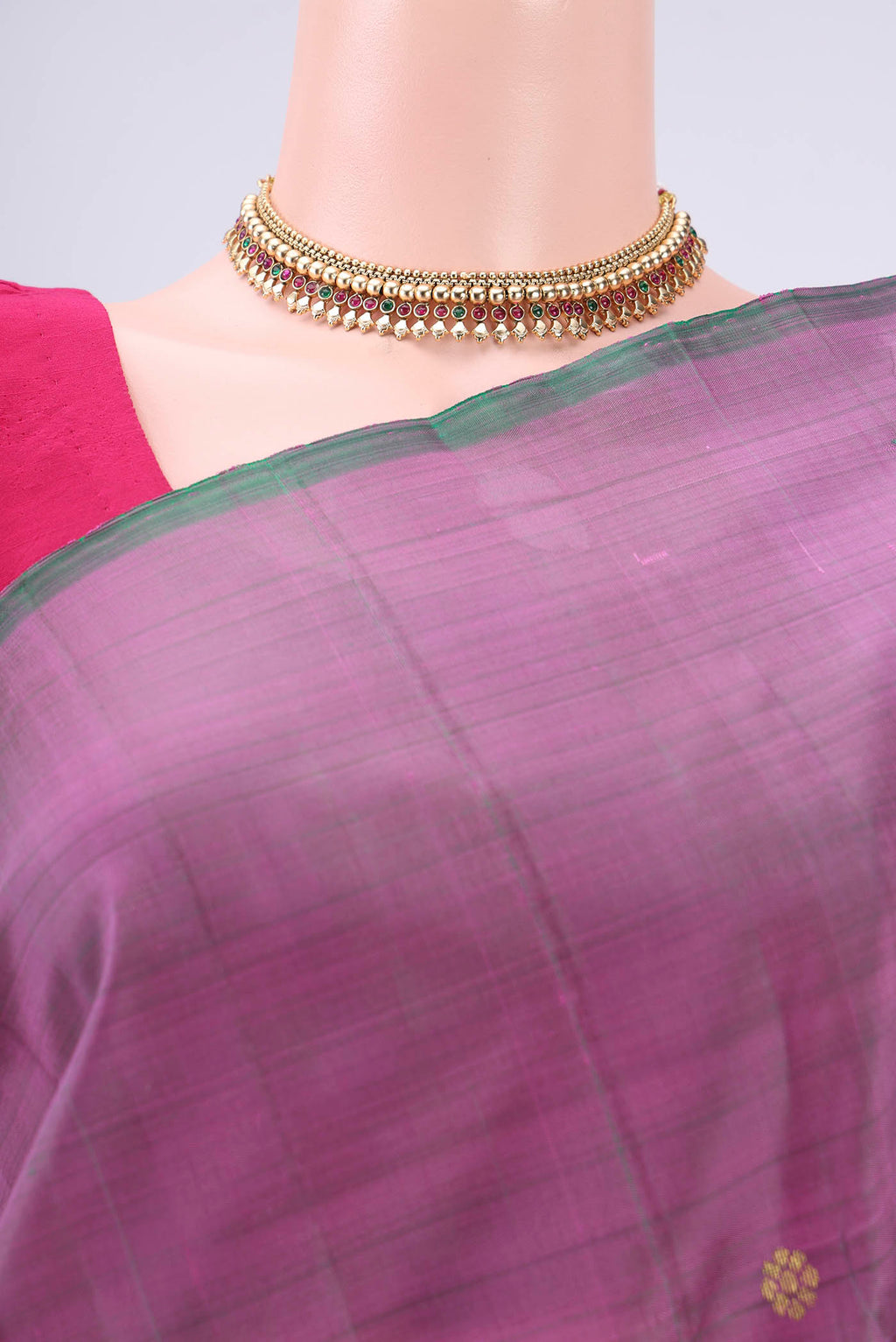Border image of Light Magenta Kanchipuram Silk Saree with Zari Butta on the body and One Side Border. 
