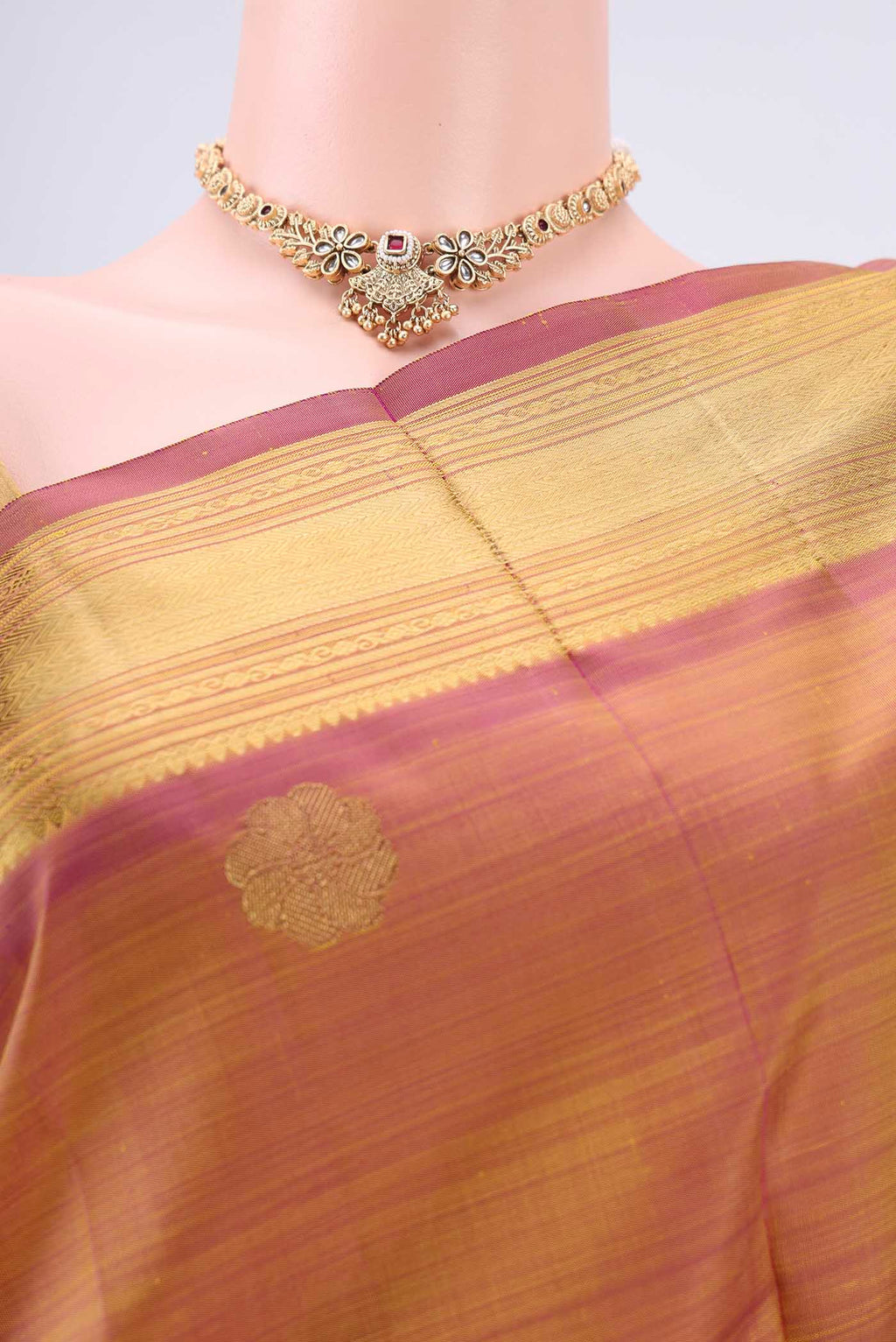 Border image of Pure Silk Pure Zari Magenta Kanchipuram Saree with Zari Butta on the body and Zari Border. 