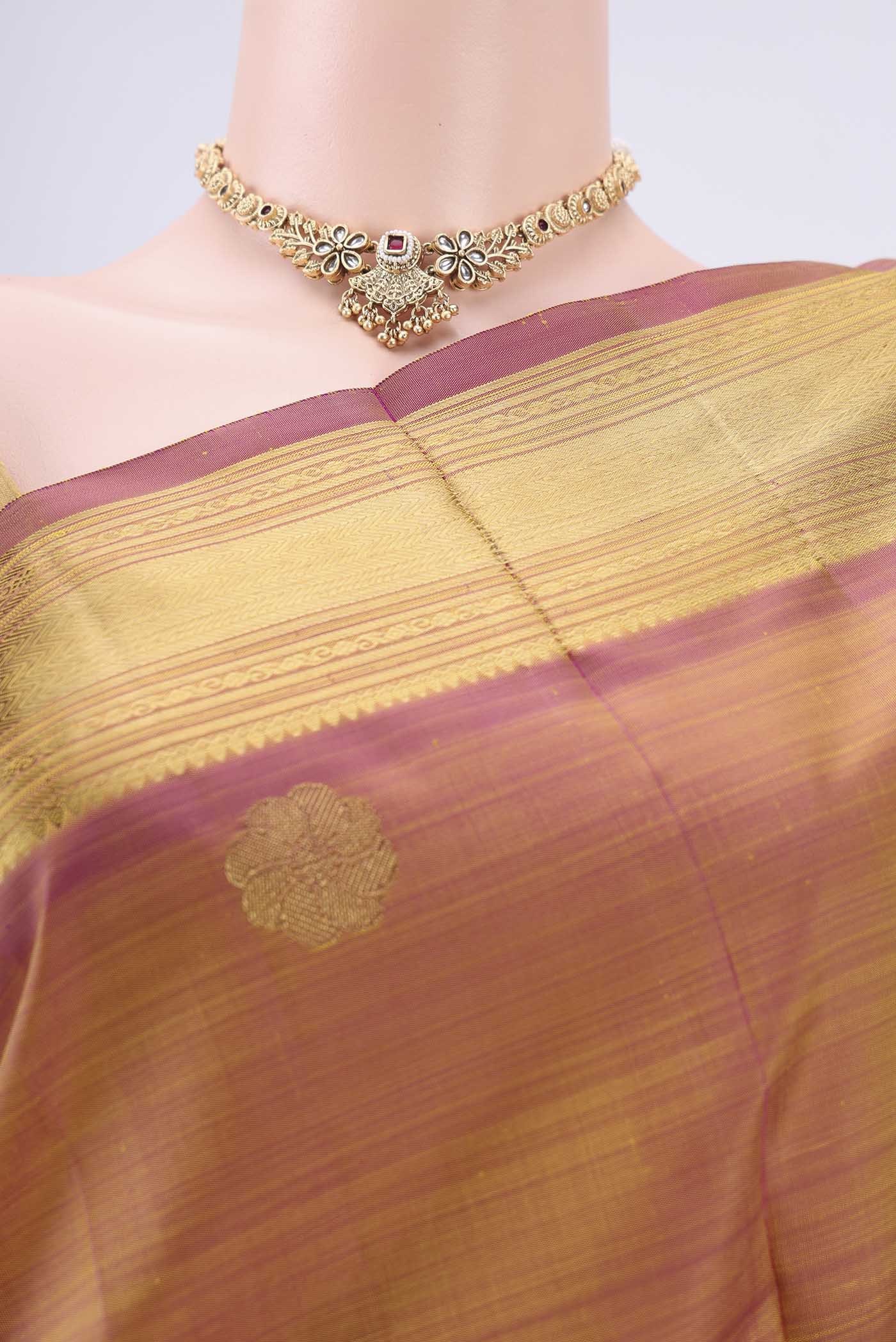 Border image of Pure Silk Pure Zari Magenta Kanchipuram Saree with Zari Butta on the body and Zari Border. 