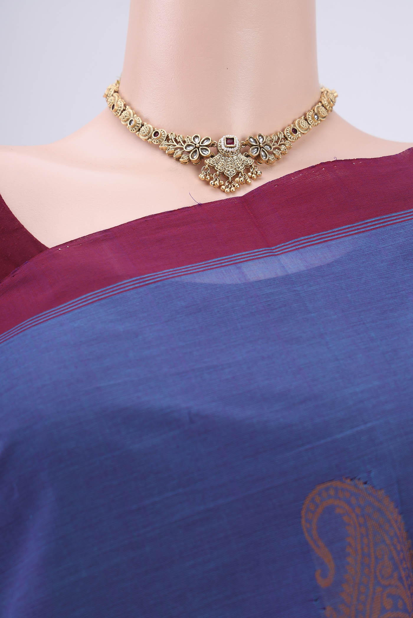 Border image of Blue Coimbatore Cotton Saree with Stripes on the body and Thread Border. 