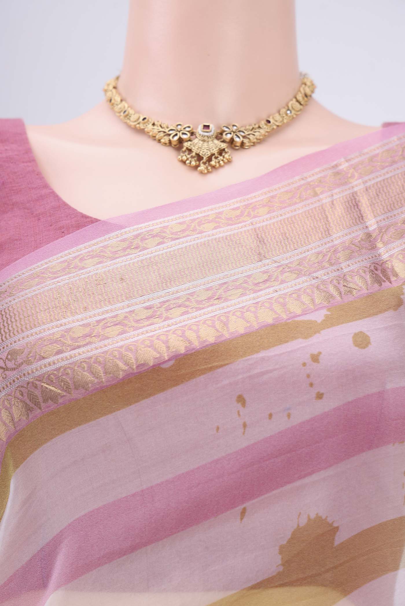 Border image of Off White Organza Silk Saree with Stripes on the body and Zari Border. 