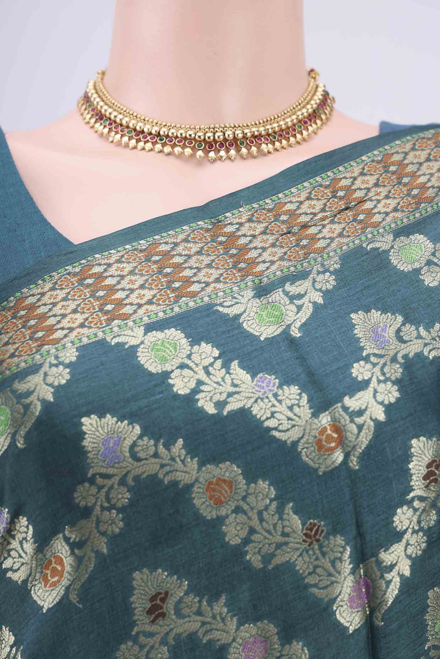 Border image of Sea Green Banarasi Raw Silk Saree with Zari Brocade on the body and Zari And Thread Border. 
