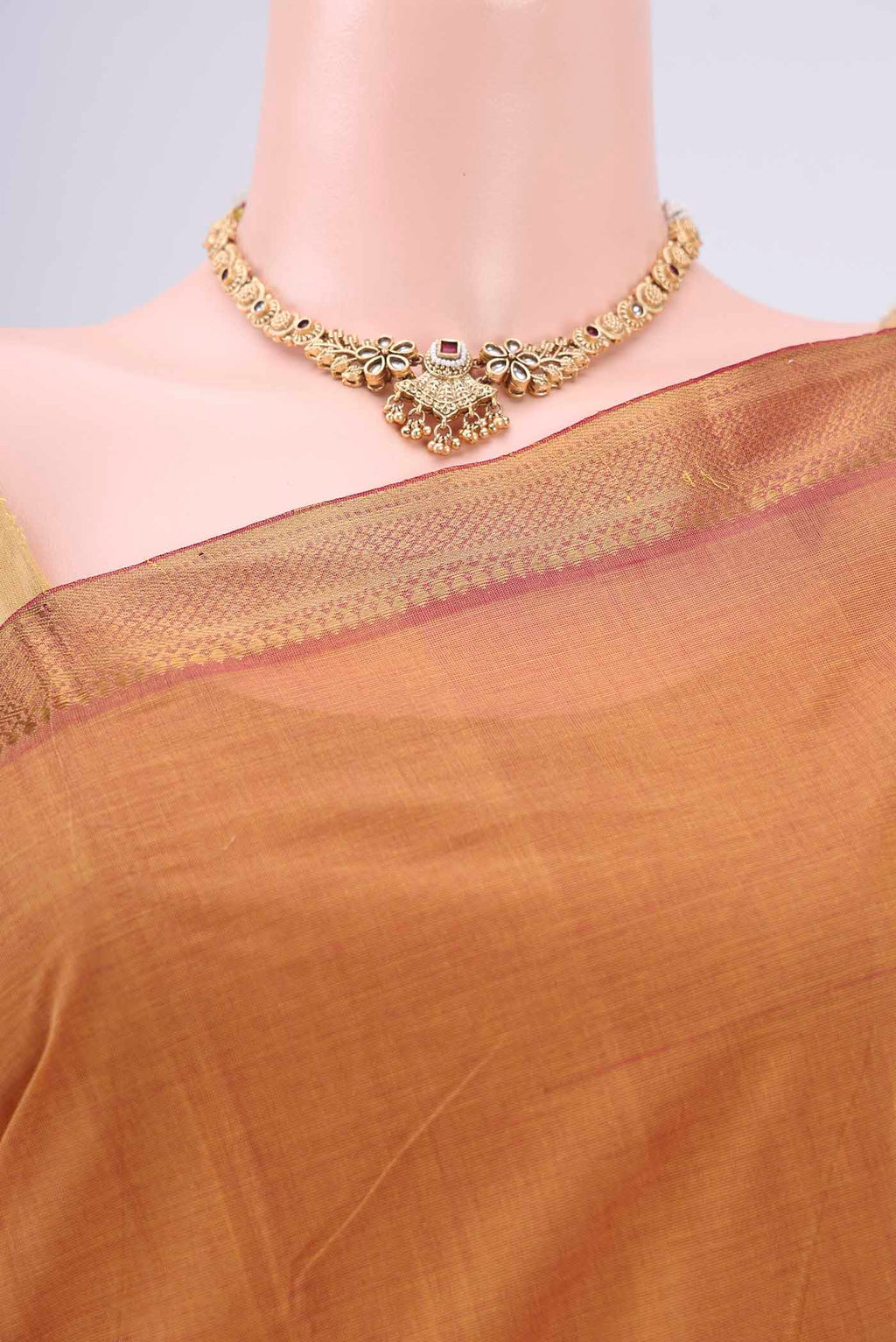 Border image of Mustard Mangalagiri Cotton Saree with Plain Body and Zari Border. 