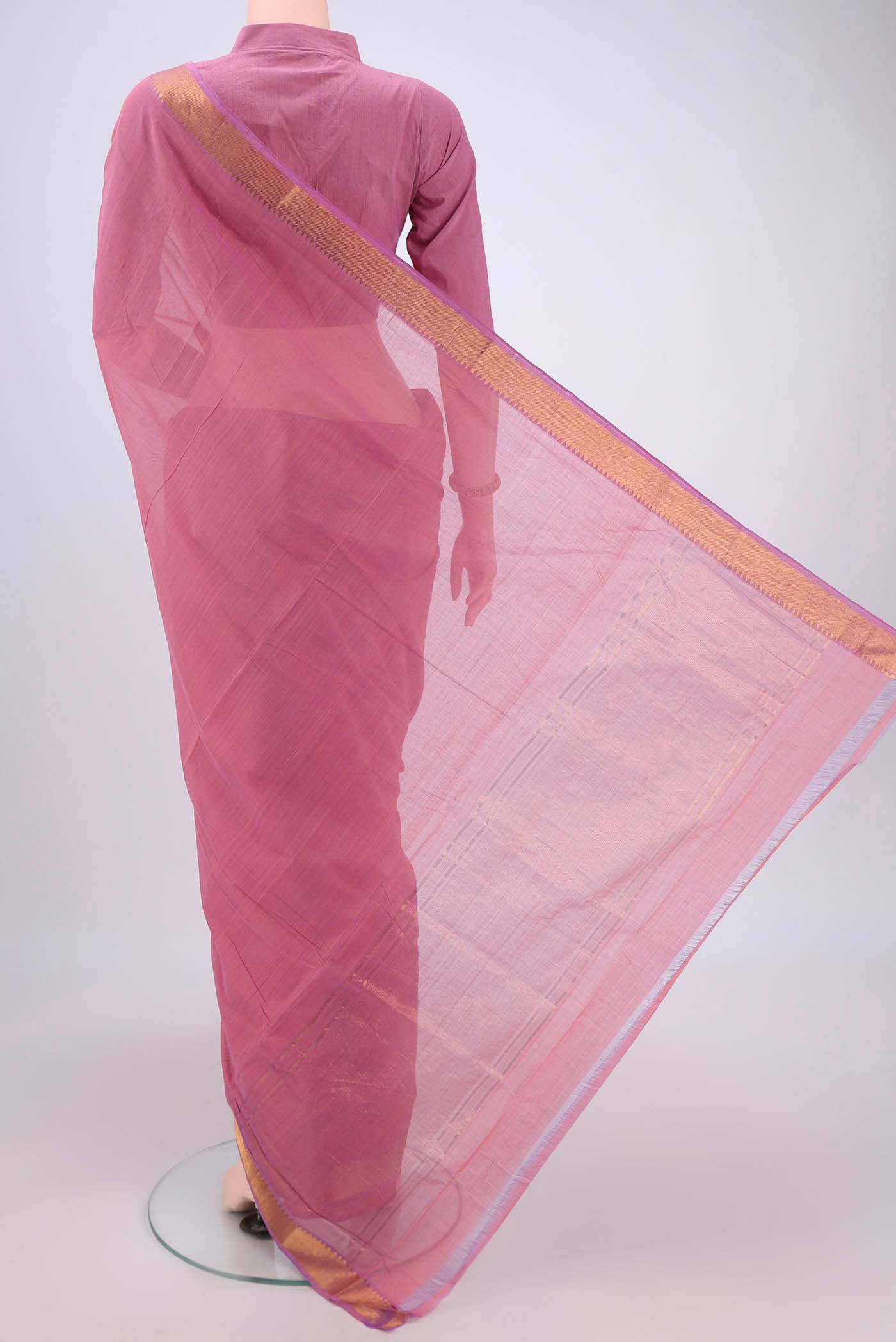 Flat view of Pink Mangalagiri Cotton Saree with Plain Body and Zari Border. 