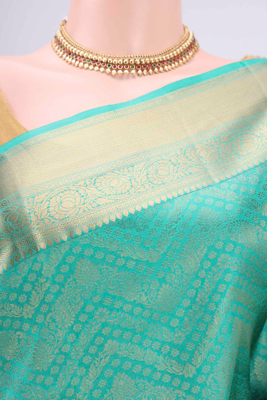 Border image of Sea Green Soft Silk Saree with Zari Brocade on the body and Zari Border. 