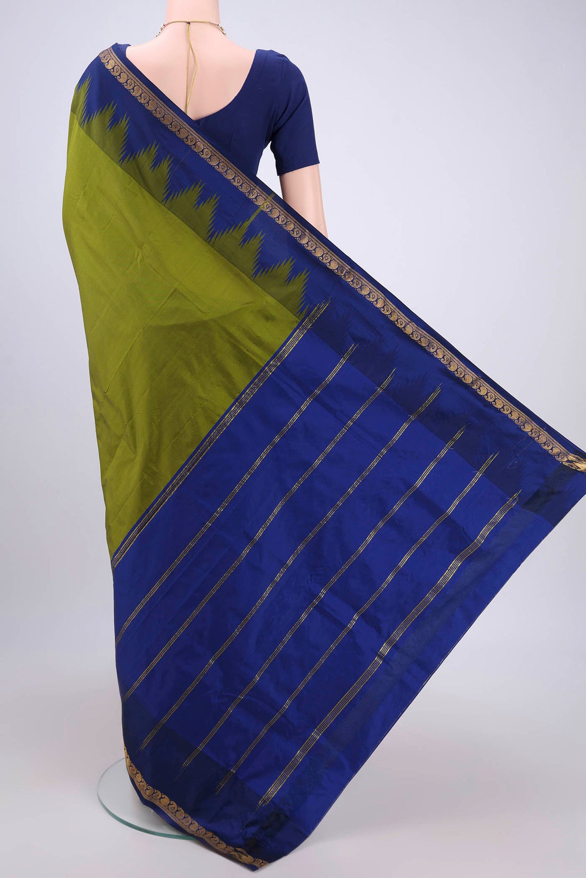 Flat view of Mehandi Green Bangalore Silk Saree with Plain Body and Temple Border. 