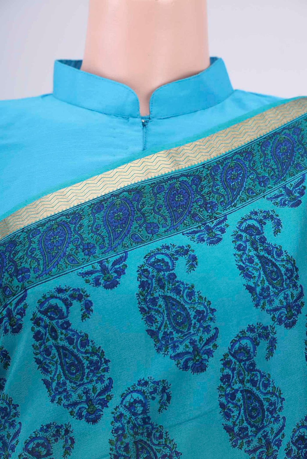 Border image of Teal Mysore Crepe Saree with Floral Print on the body and Zari Border. 