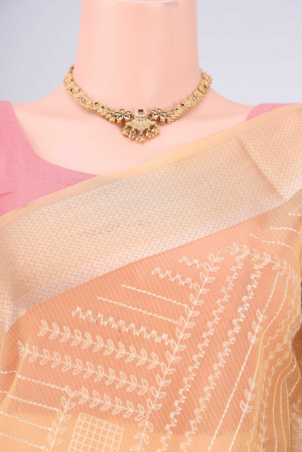 Border image of Lemon Yellow Blended Kota Cotton Saree with Embroidery on the body and Zari Border. 