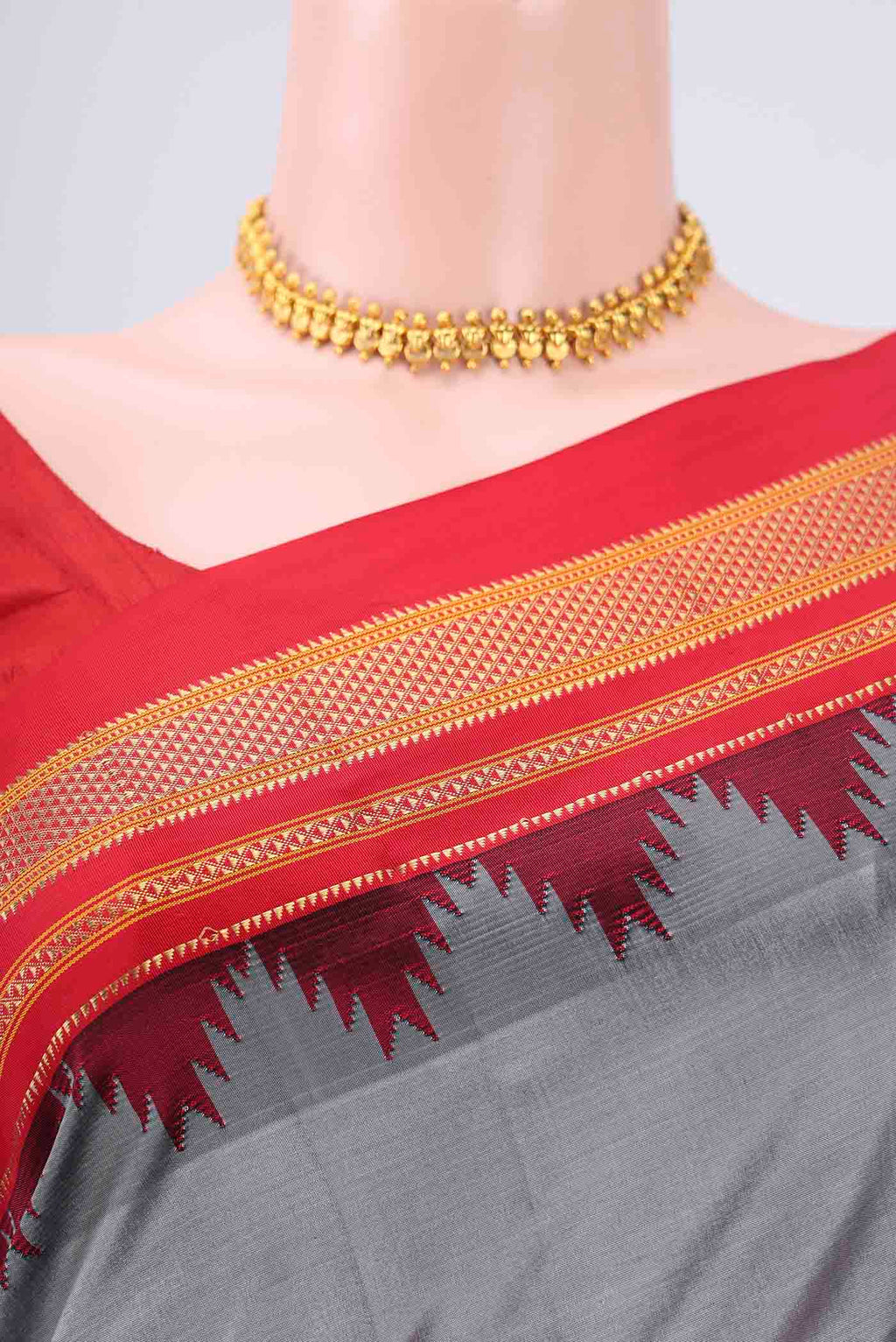 Border image of Grey Bangalore Silk Saree with Embroidery on the body and Temple Border. 