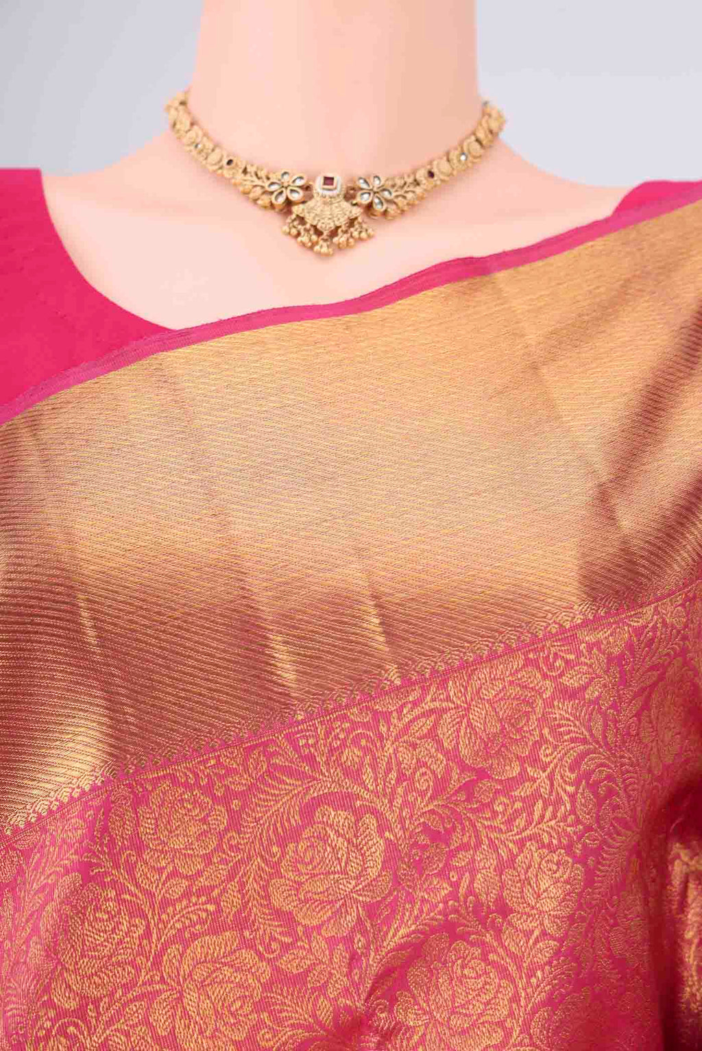 Border image of Pure Silk Pure Zari Pink Kanjivaram Saree with Zari Brocade on the body and Zari Border. 