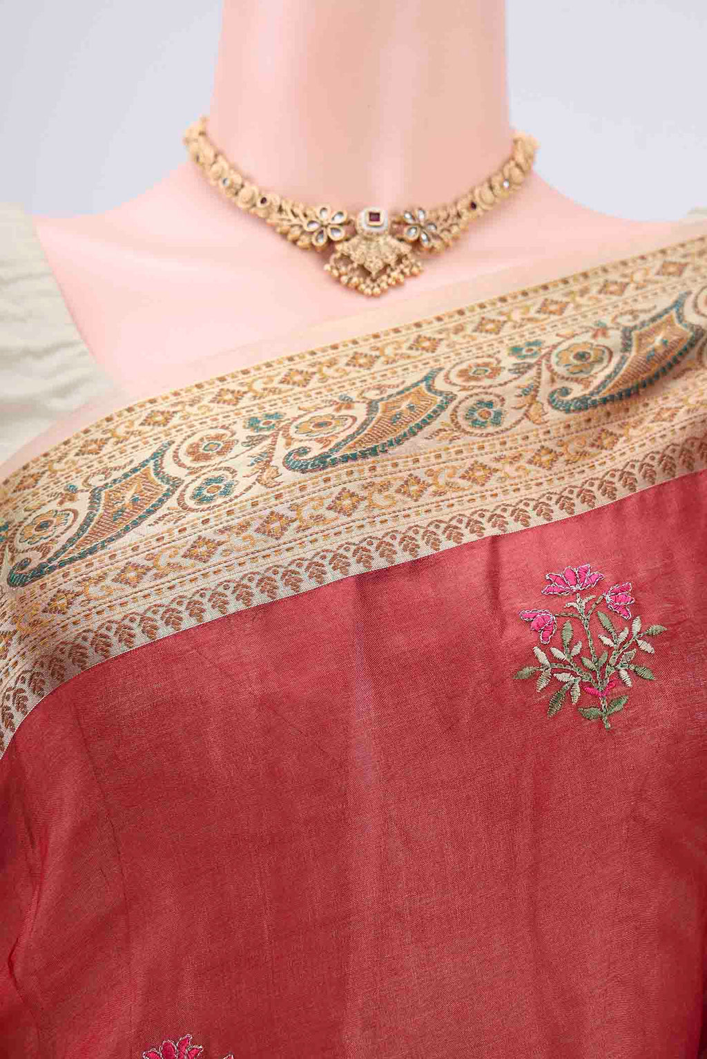 Border image of Maroon Banarasi Tussar Silk Saree with Embroidery on the body and Zari And Thread Border. 