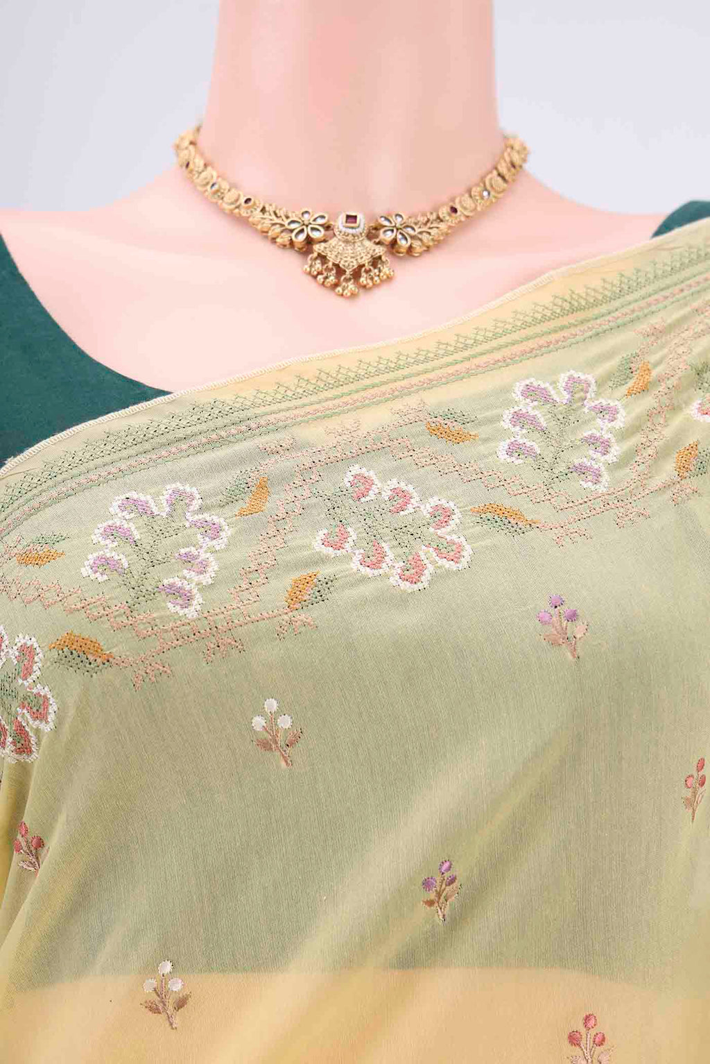Border image of Yellow Kota Cotton Saree with Embroidery on the body and Thread Border. 