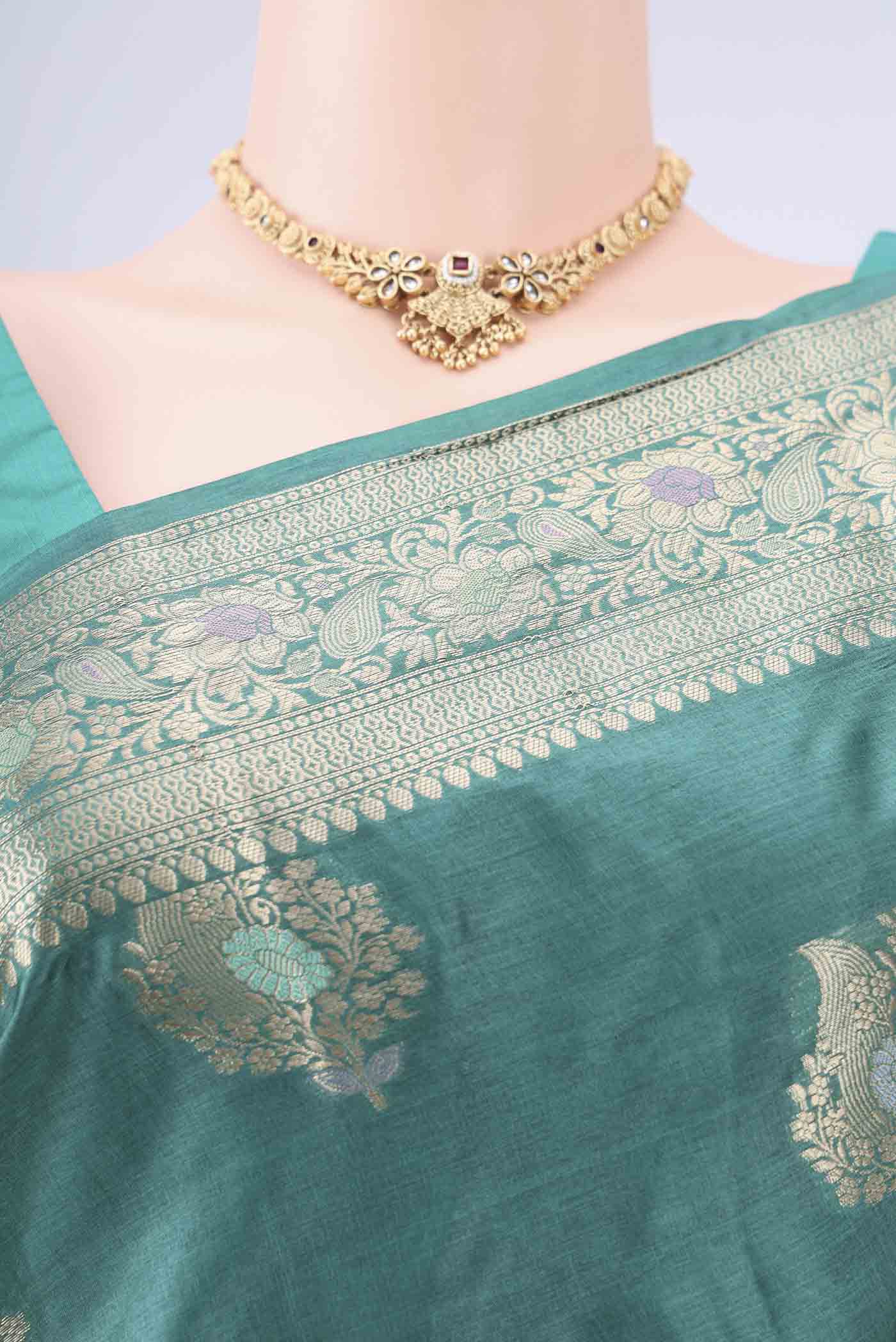 Border image of Green Banarasi Tussar Silk Saree with Zari And Thread Butta on the body and Zari And Thread Border. 