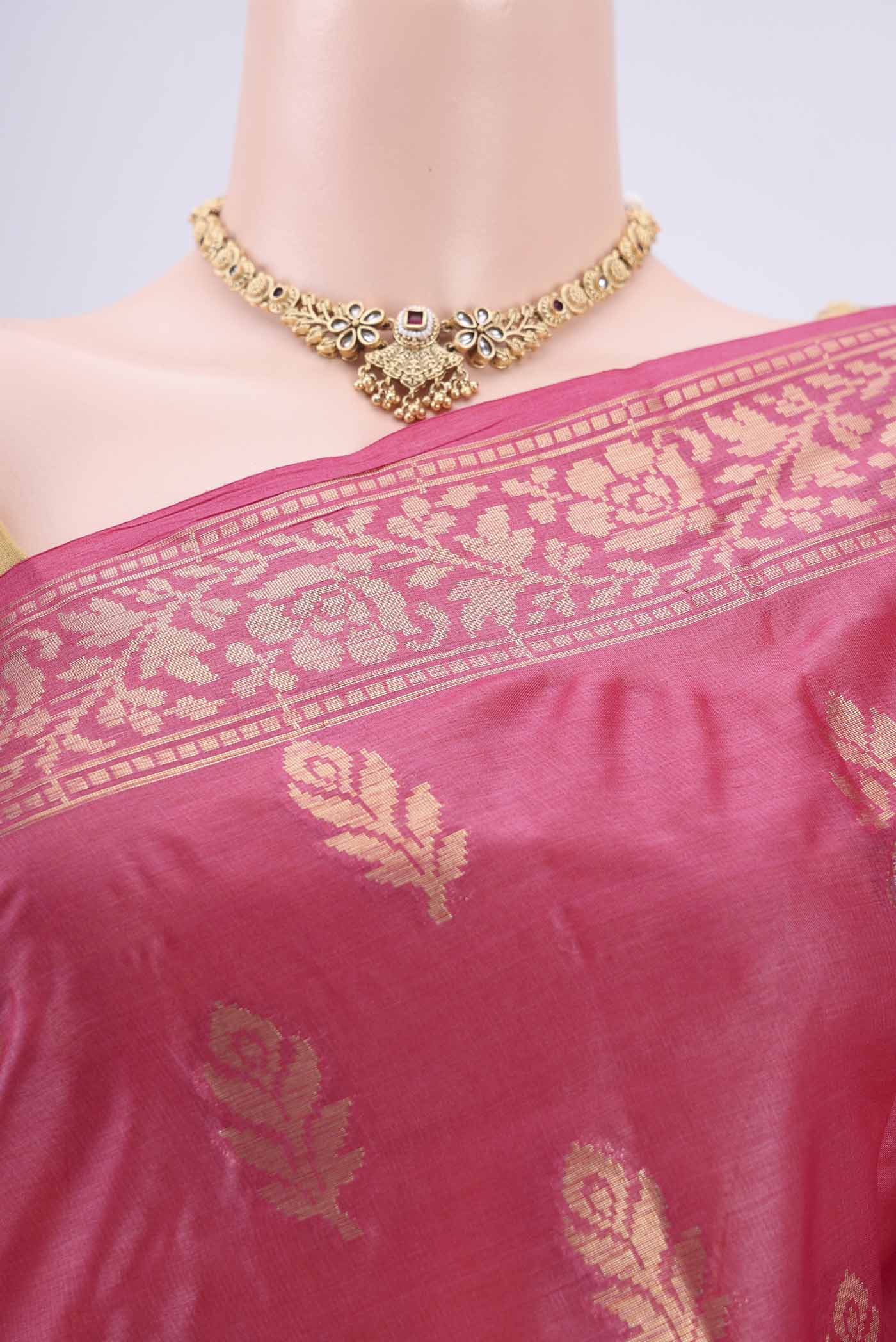 Border image of Pink Banarasi Tussar Silk Saree with Zari And Thread Butta on the body and Zari And Thread Border. 