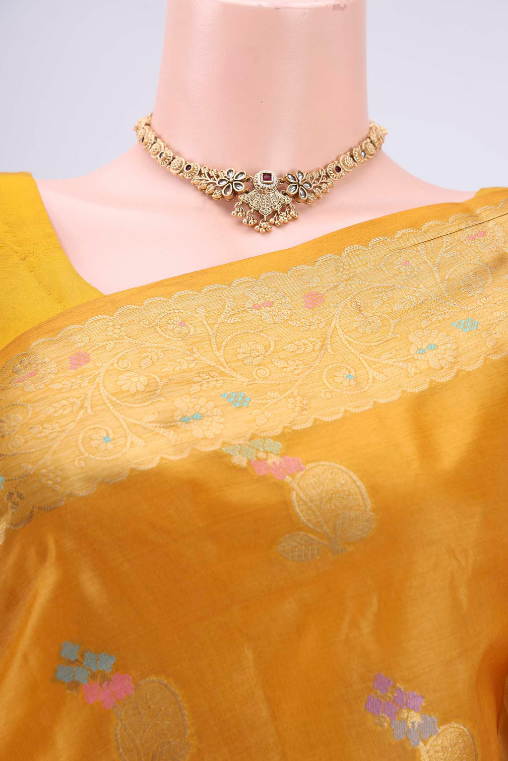 Border image of Yellow Banarasi Tussar Silk Saree with Zari And Thread Butta on the body and Zari And Thread Border. 