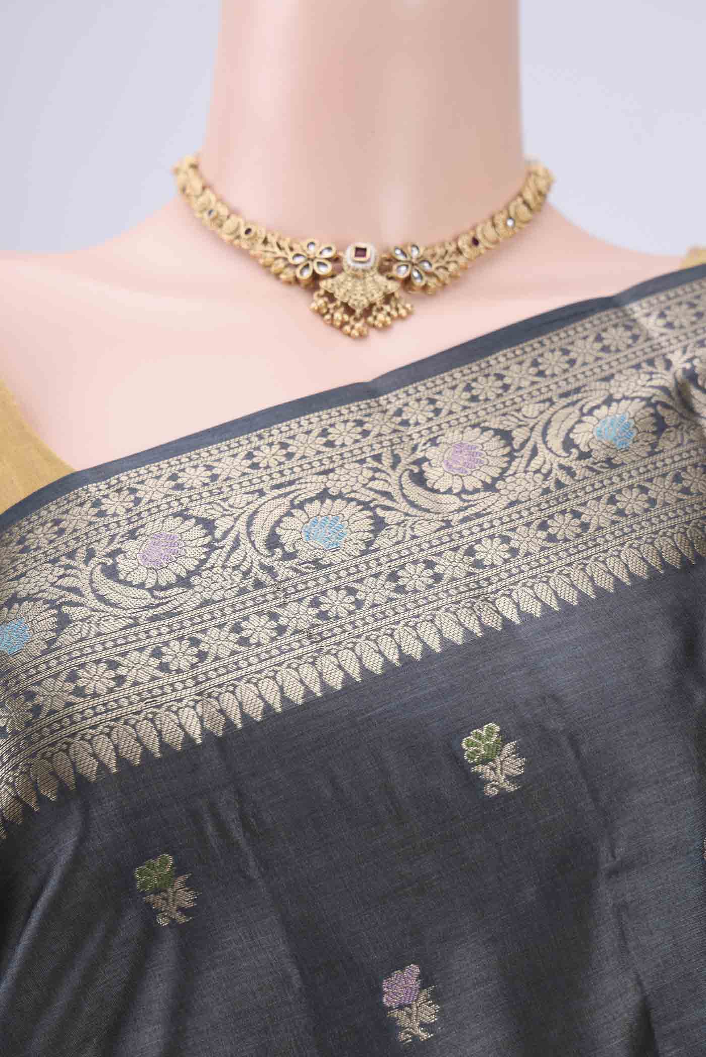 Border image of Grey Banarasi Tussar Silk Saree with Thread Brocade on the body and Zari And Thread Border. 