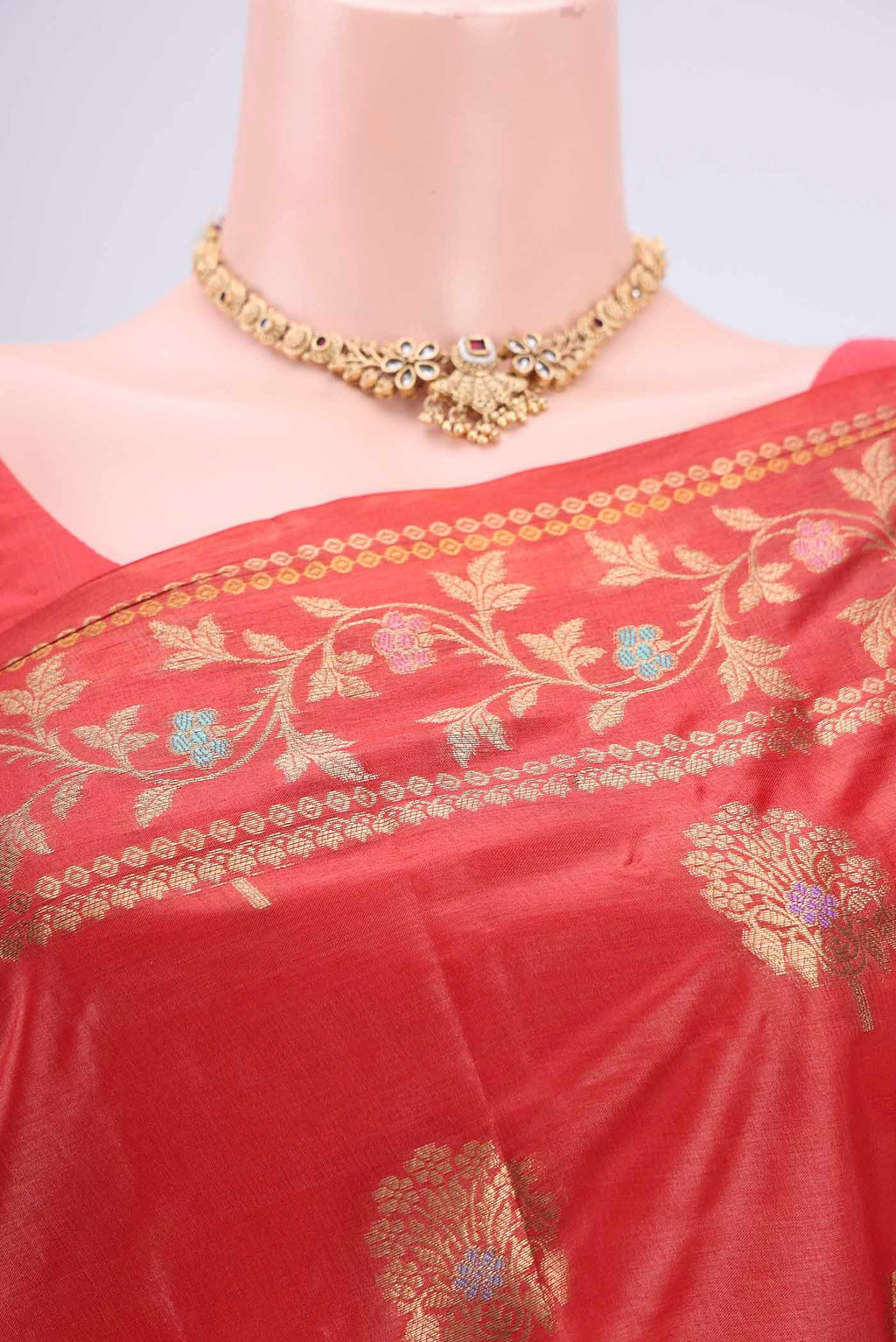 Border image of Orange Banarasi Tussar Silk Saree with Zari And Thread Butta on the body and Zari And Thread Border. 