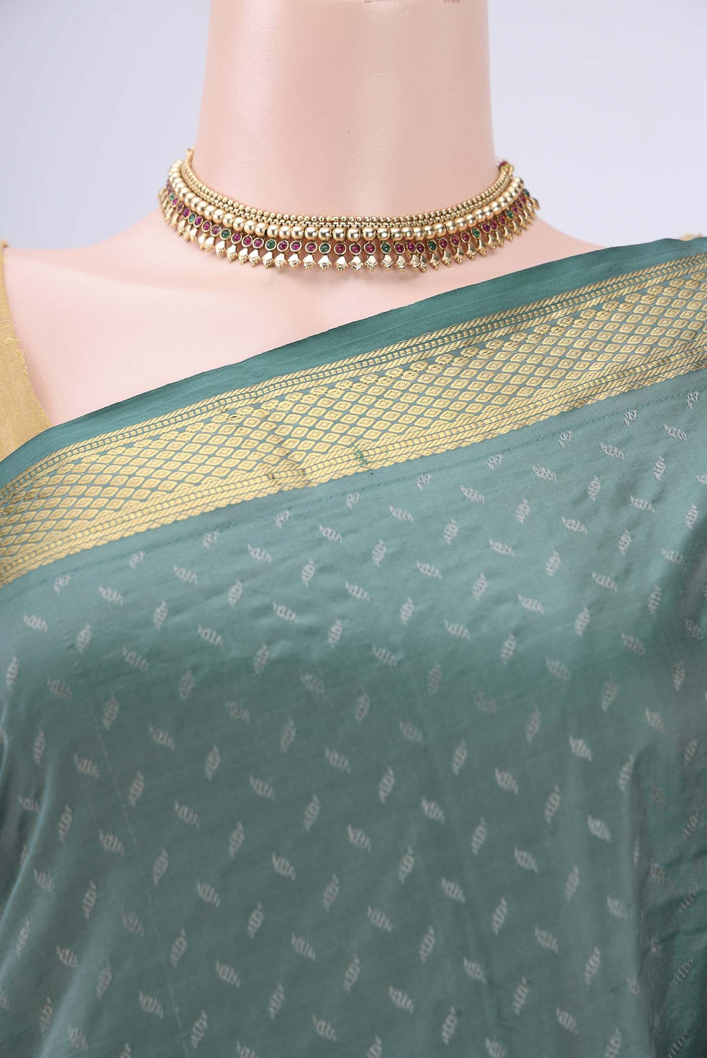 Border image of Blue Grey Dual Tone Bangalore Silk Saree with Jacquard design on the body and Zari Border. 